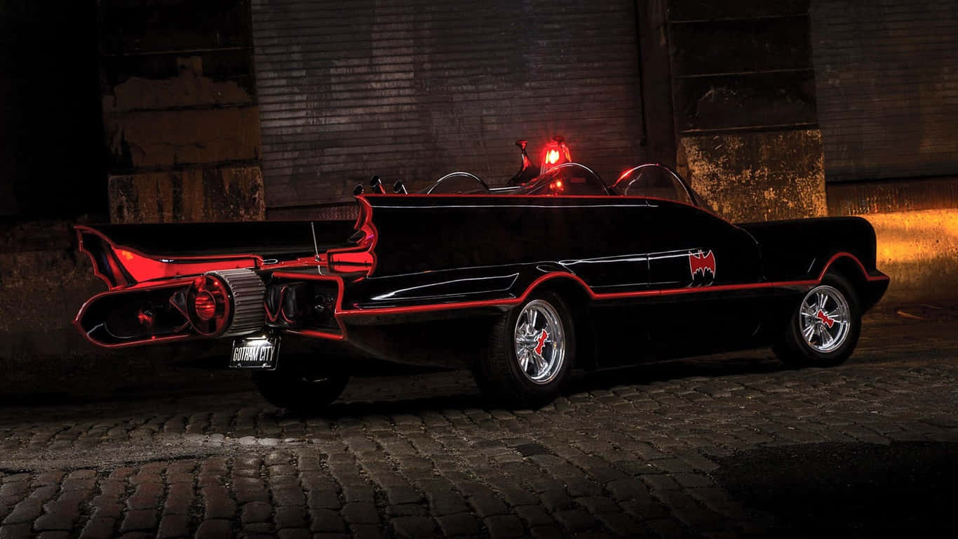 1366x768 Batmobile-bakgrunn med rødt lys Bakgrunner