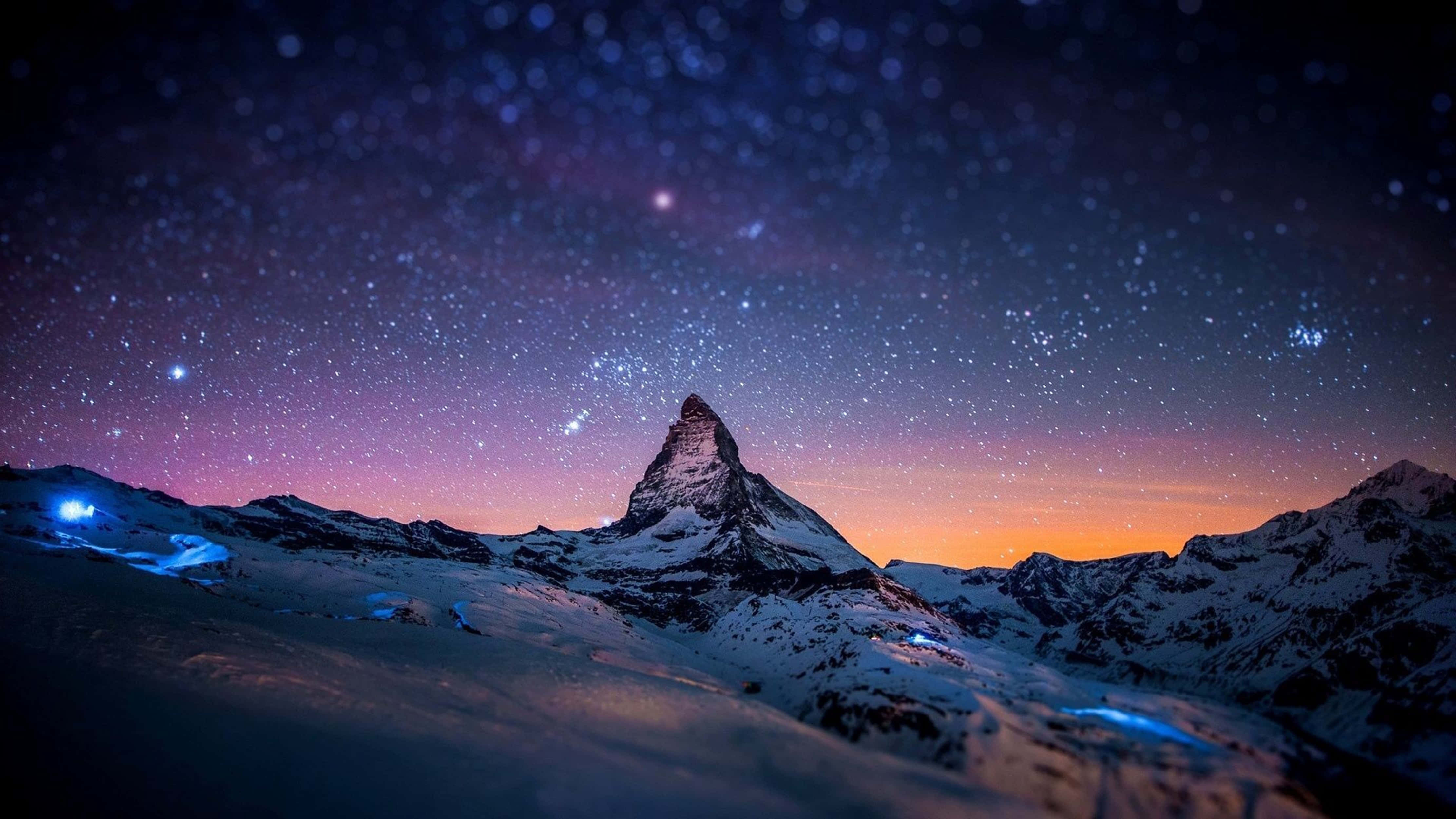 4K Univers Matterhorn Om Natten Bakgrunner