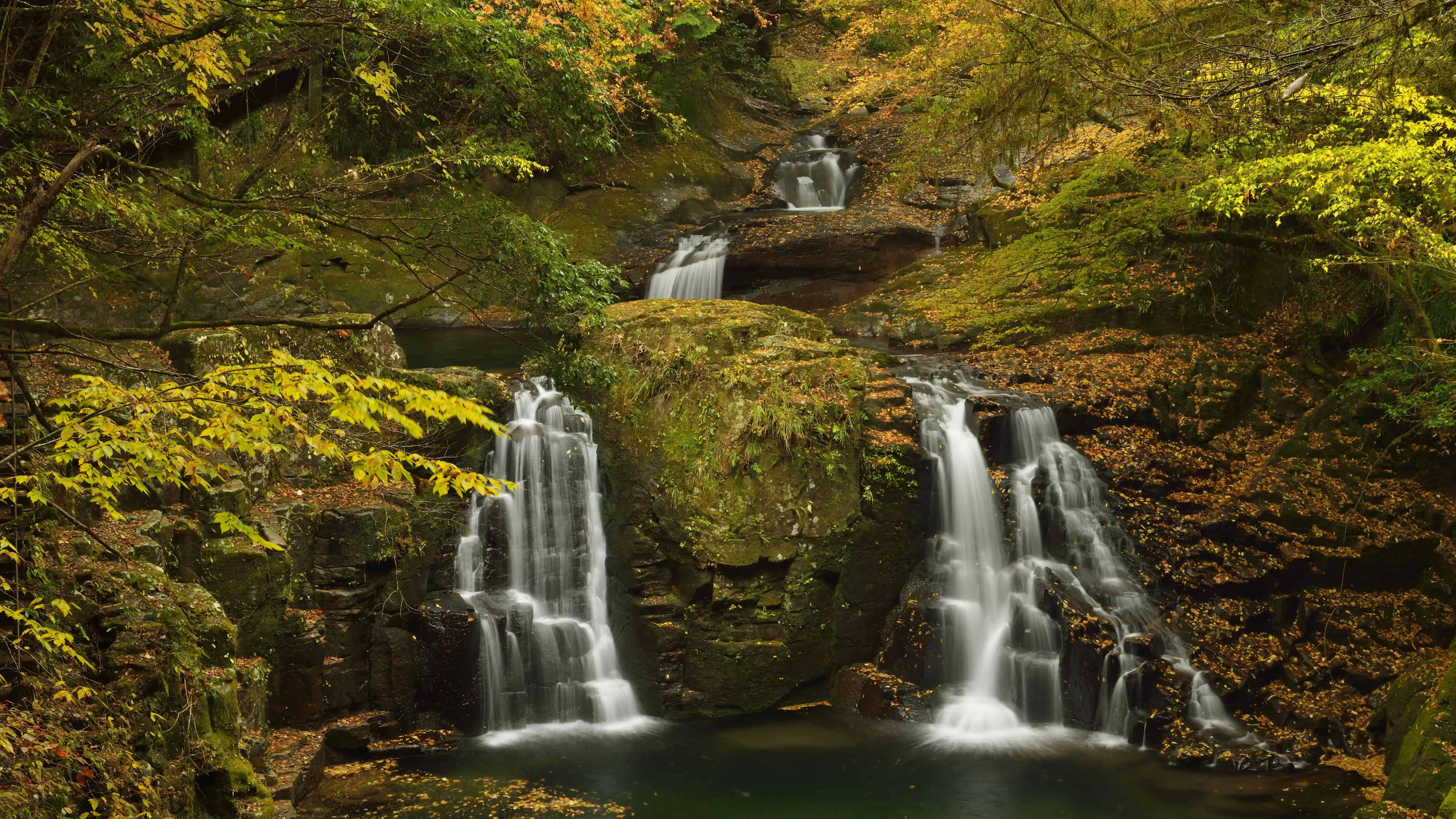 8K Ultra HD Natur Flere Fosser Bakgrunner