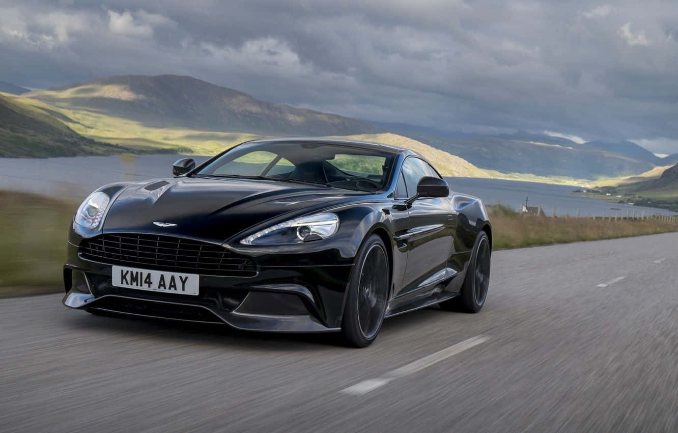 Aston Martin Vanquish – Luksus ytelses sportsbil Bakgrunner