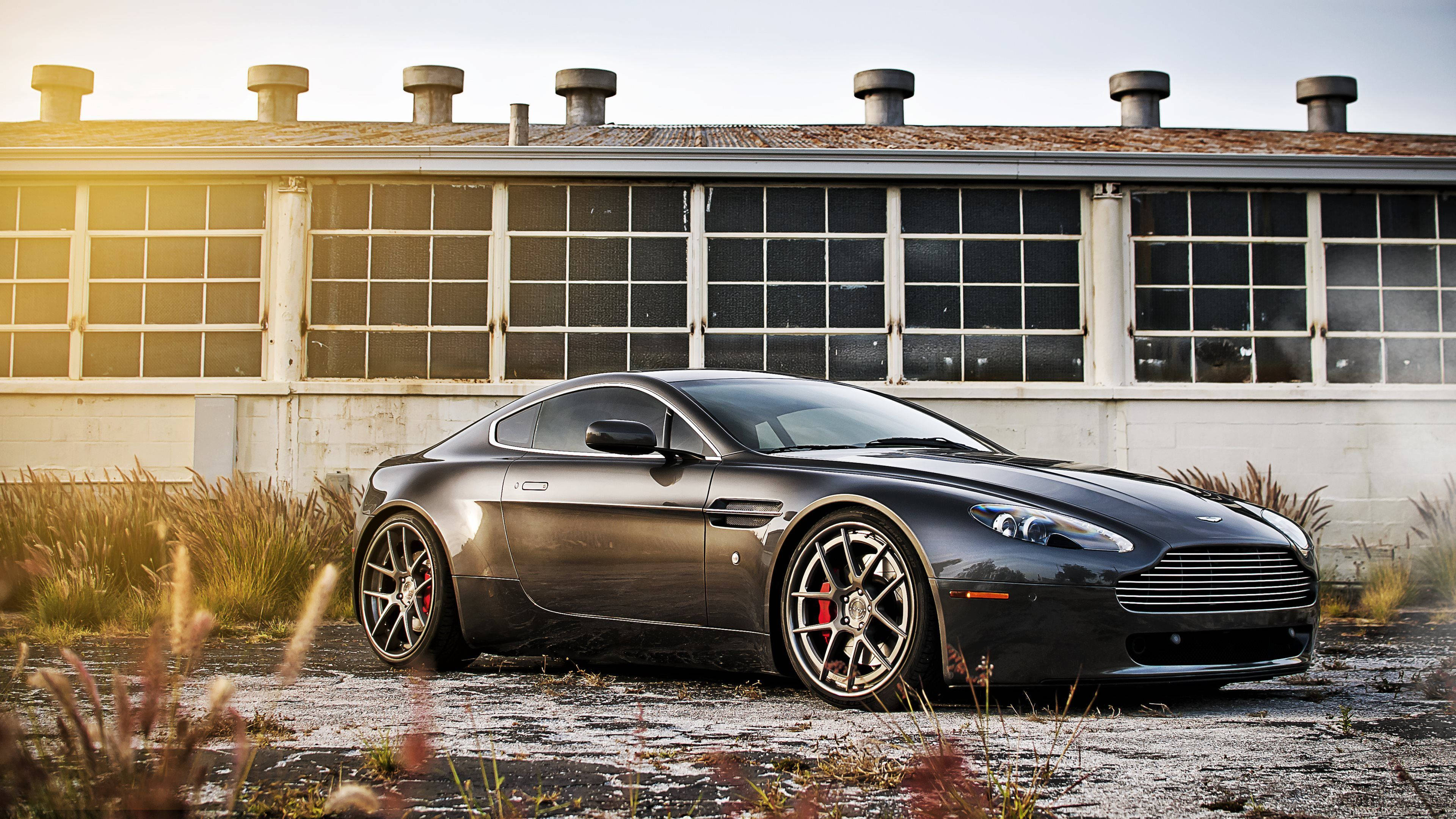 Bil 4K Grå Aston Martin Db8 Bakgrunner