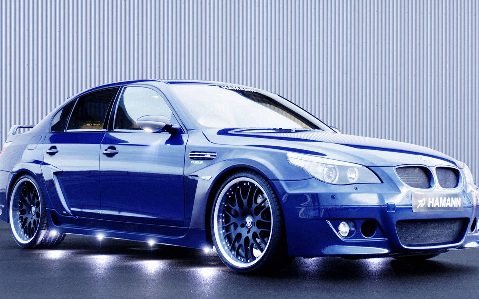 Blå Hamann BMW-bil Bakgrunner