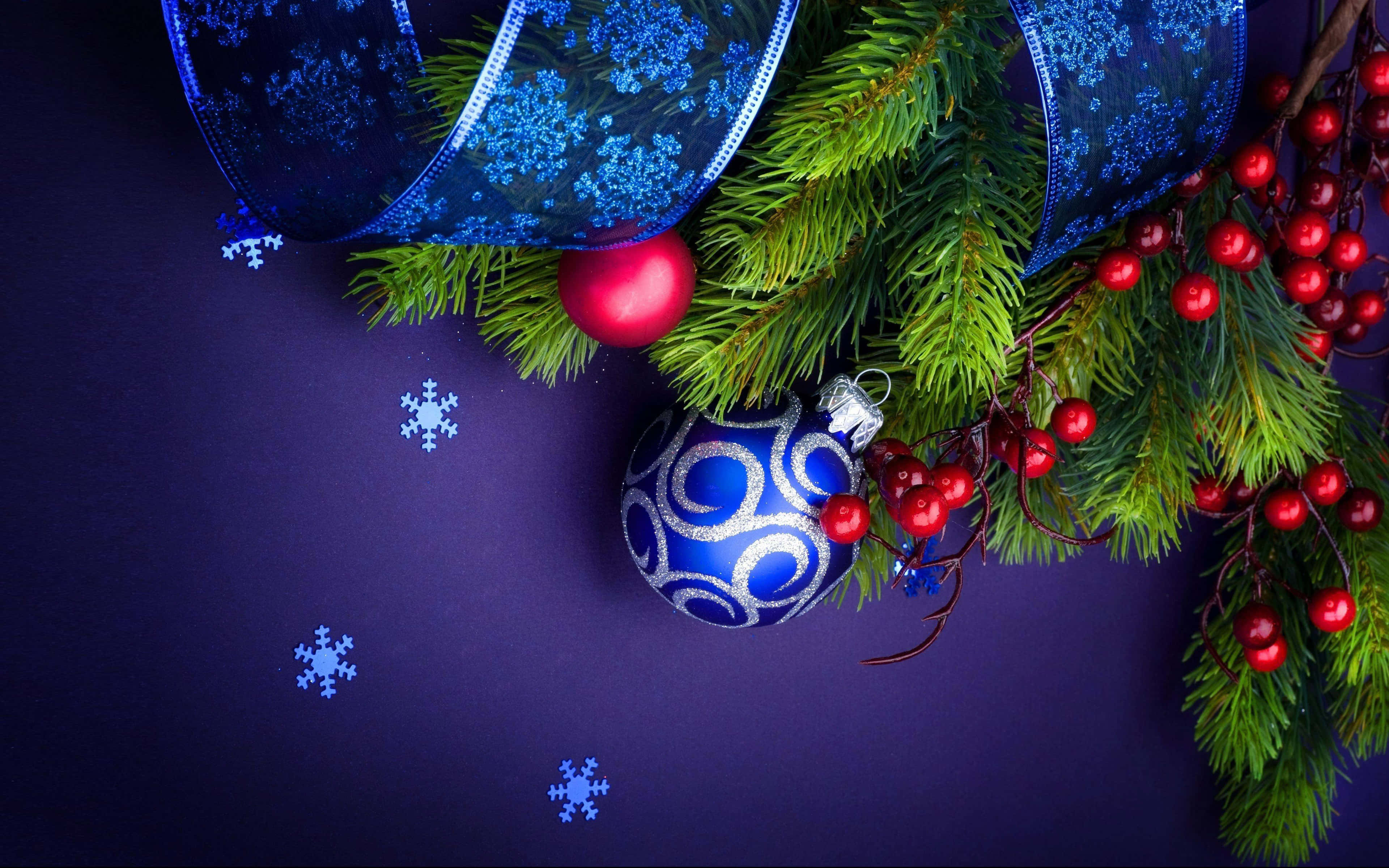 Blå julekuler på julaften Bakgrunner