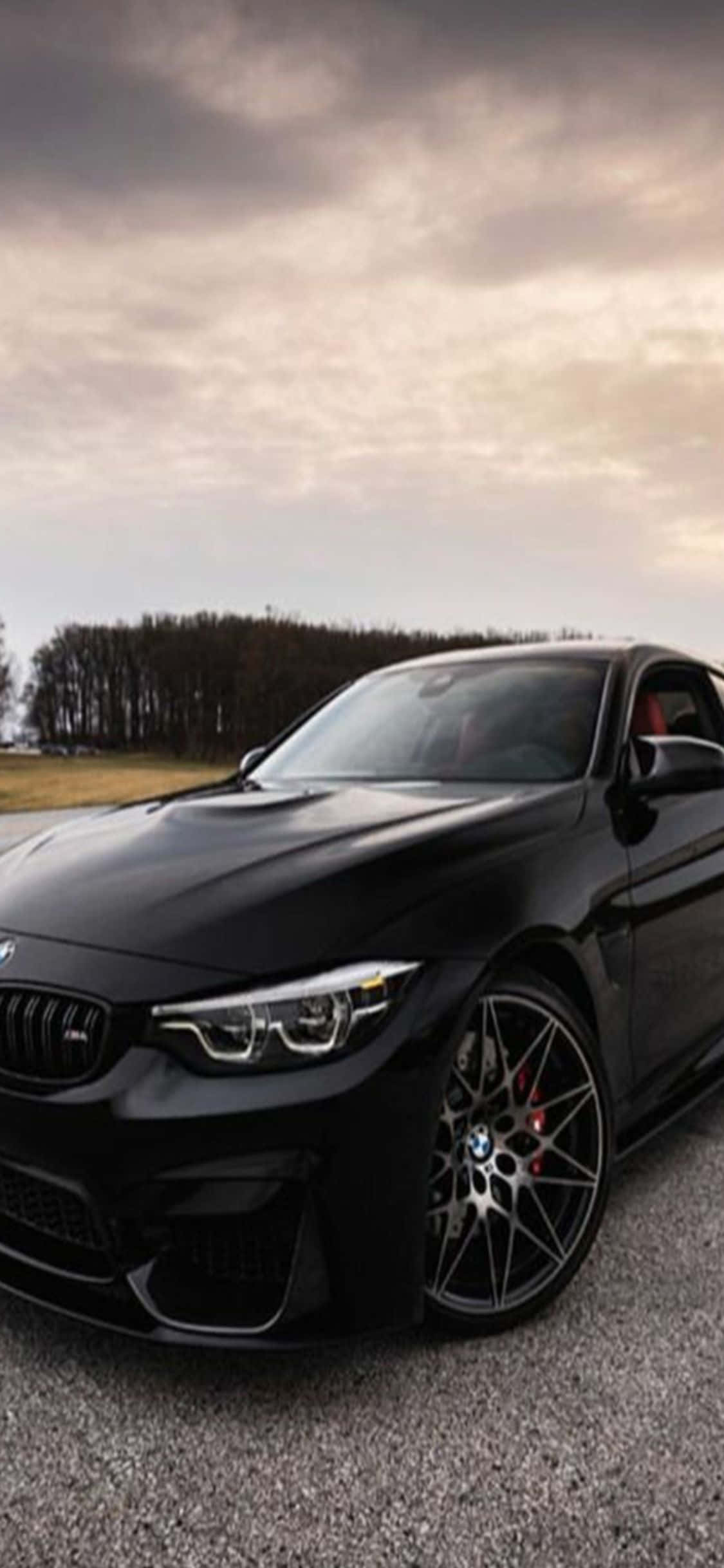 BMW M4 Coupe og iPhone X: Perfekt match Bakgrunner
