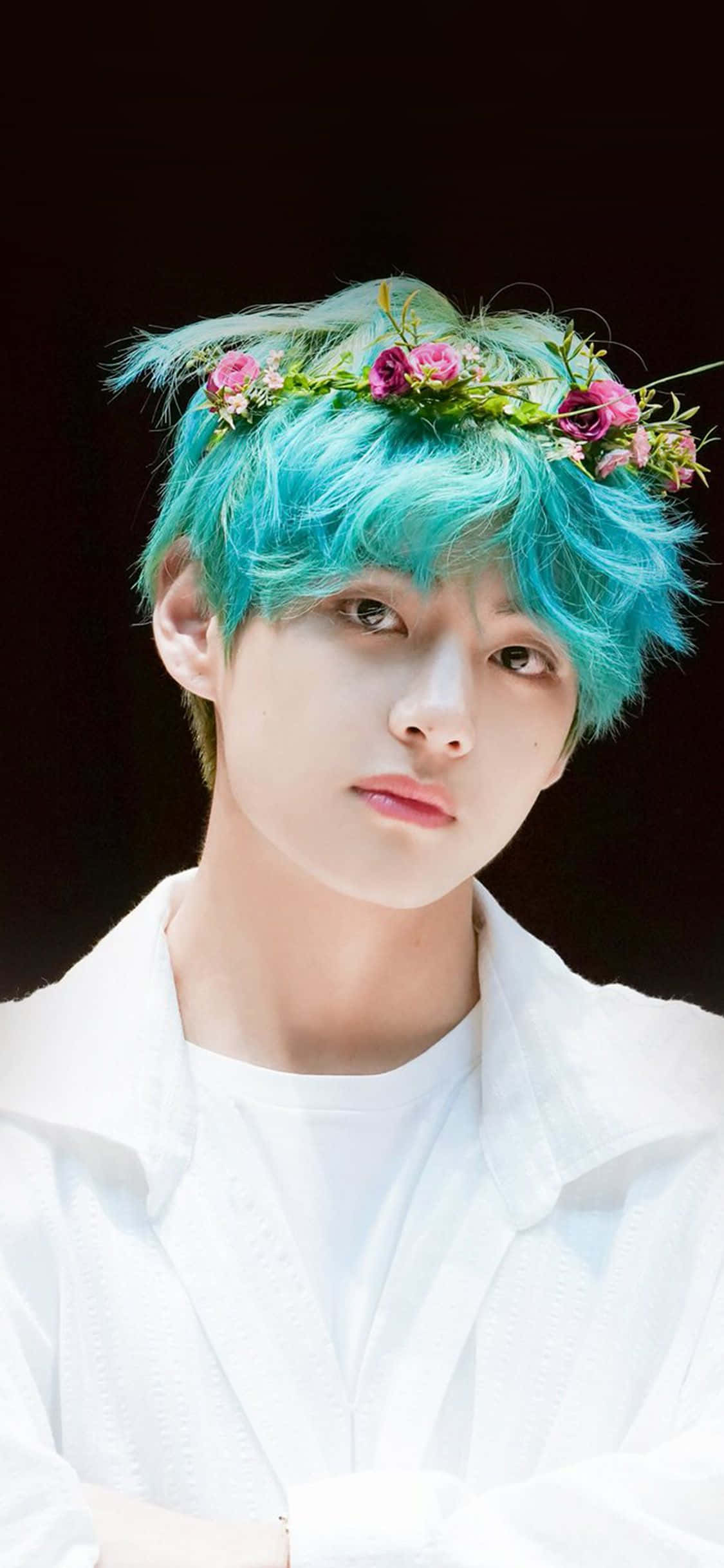BTS V utstråler ungdommelig glede og selvtillit Bakgrunner