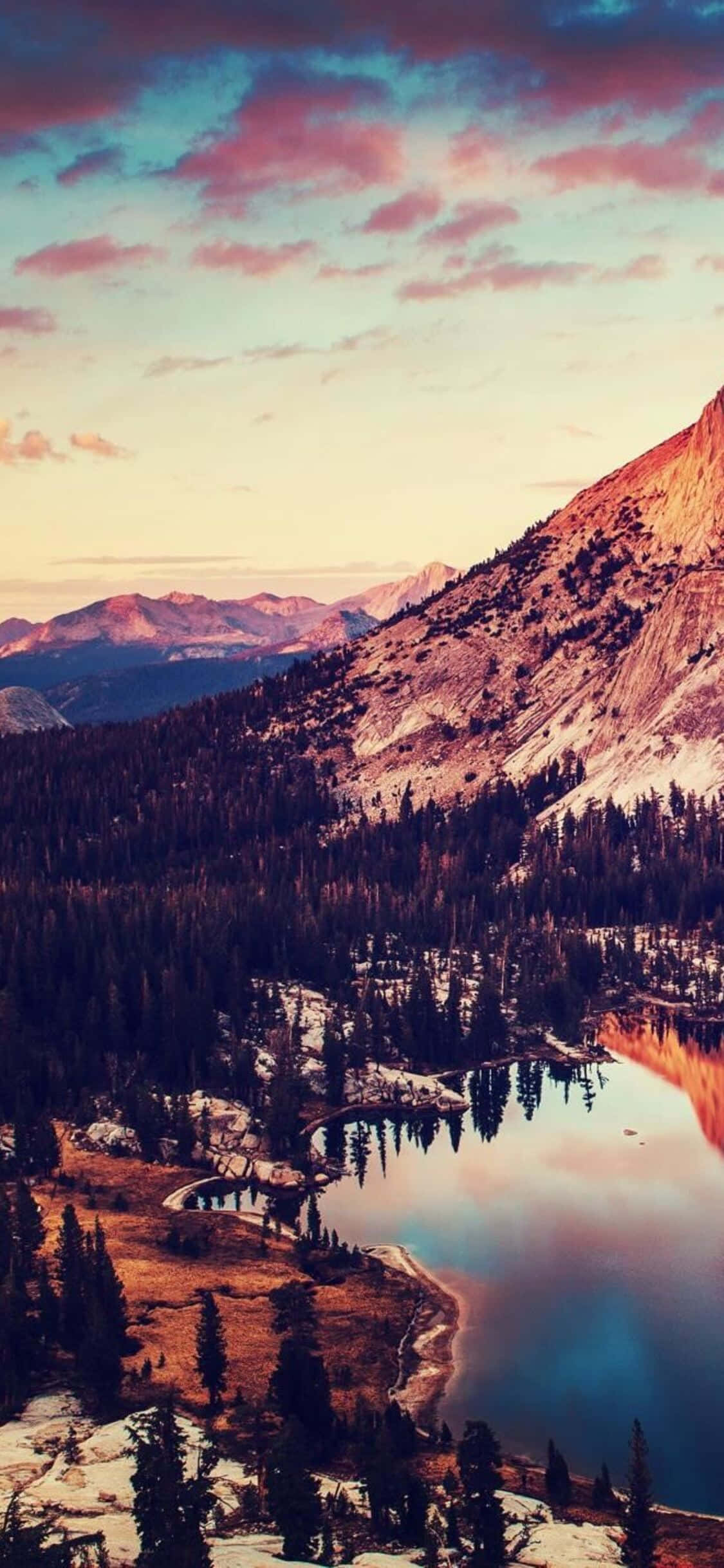 California-kysten fanget med iPhone X Bakgrunner