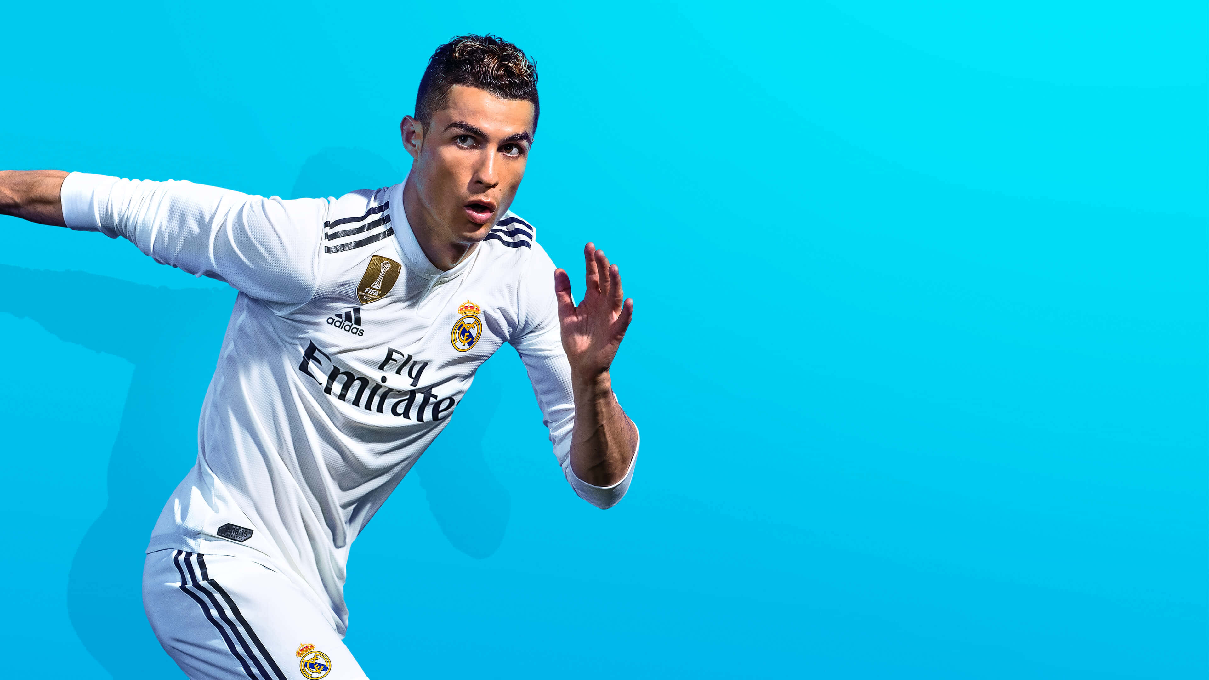 Cristiano Ronaldo poserer på banen Bakgrunner