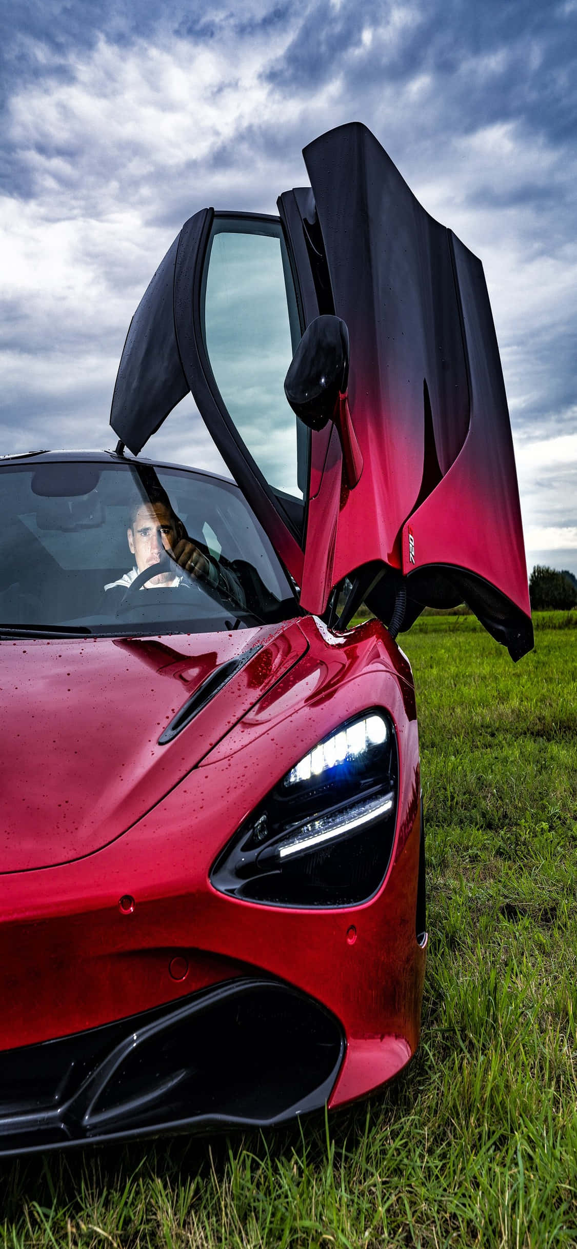 Det er et perfekt par! iPhone X og McLaren 720s. Bakgrunner