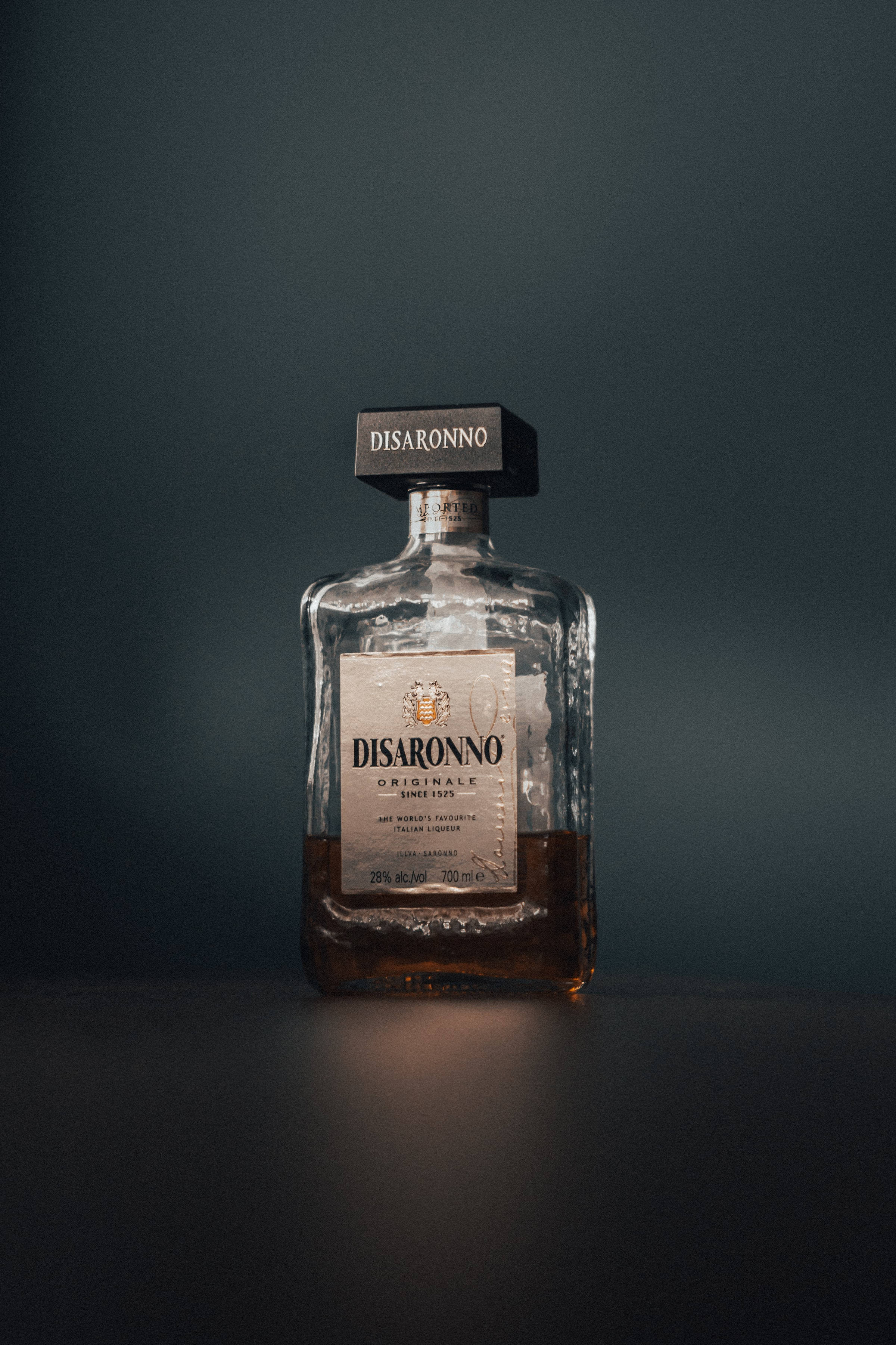 Disaronno whiskyflaske Bakgrunner