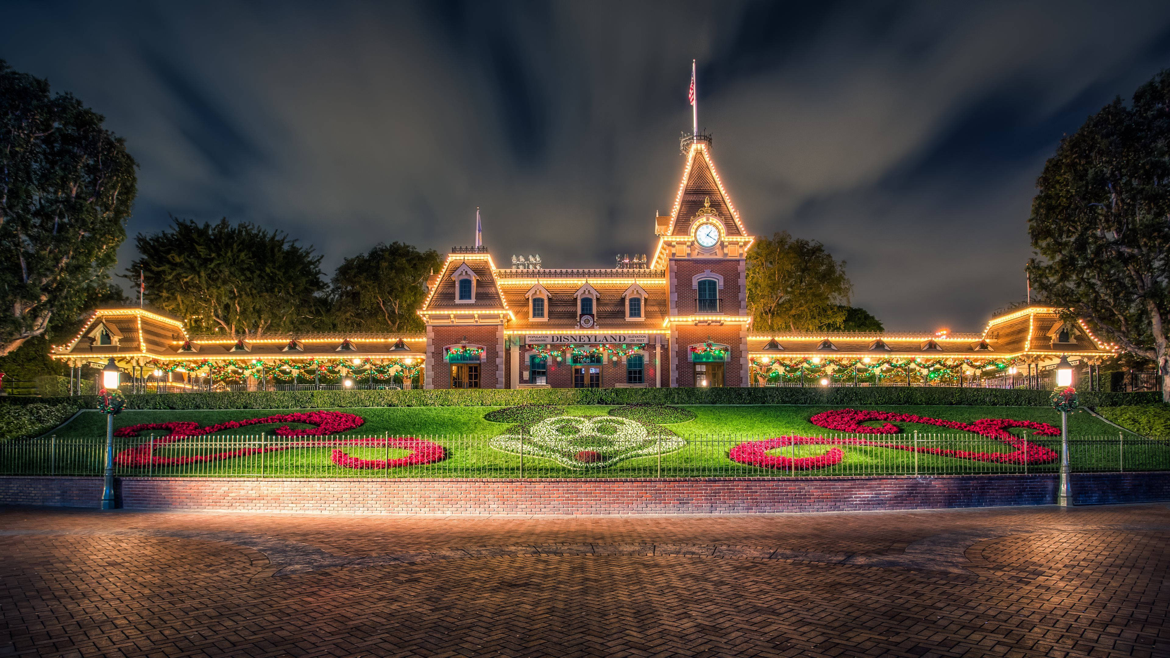 Disneyland Nattinngang Disney 4K Ultra Wide Bakgrunner