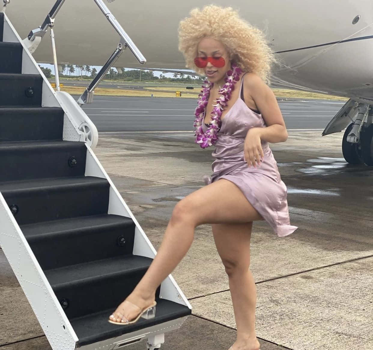 Doja Cat omfavner sin dristige stil. Bakgrunner