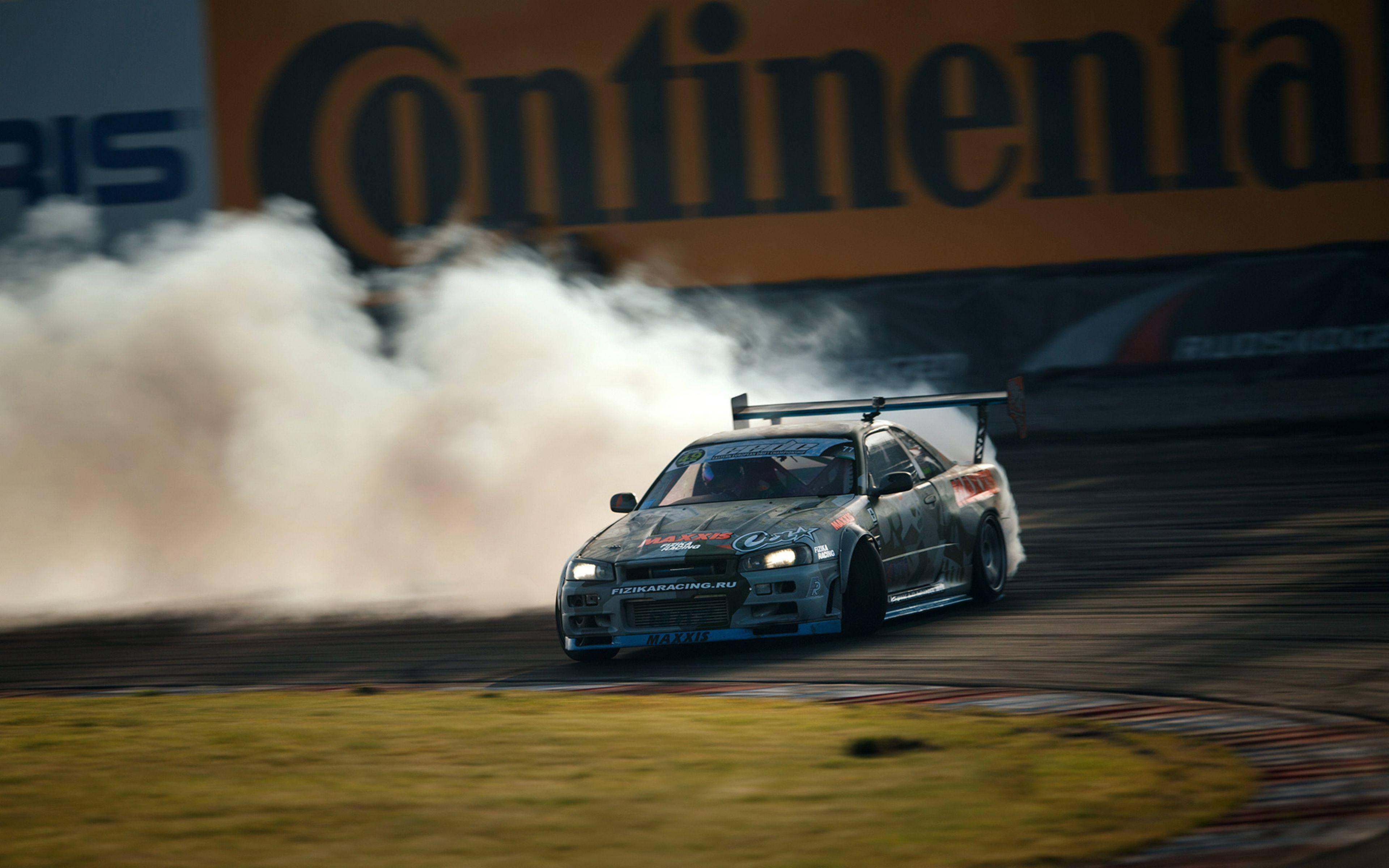 Driftbiler Nissan Skyline GTR R34 Bakgrunner