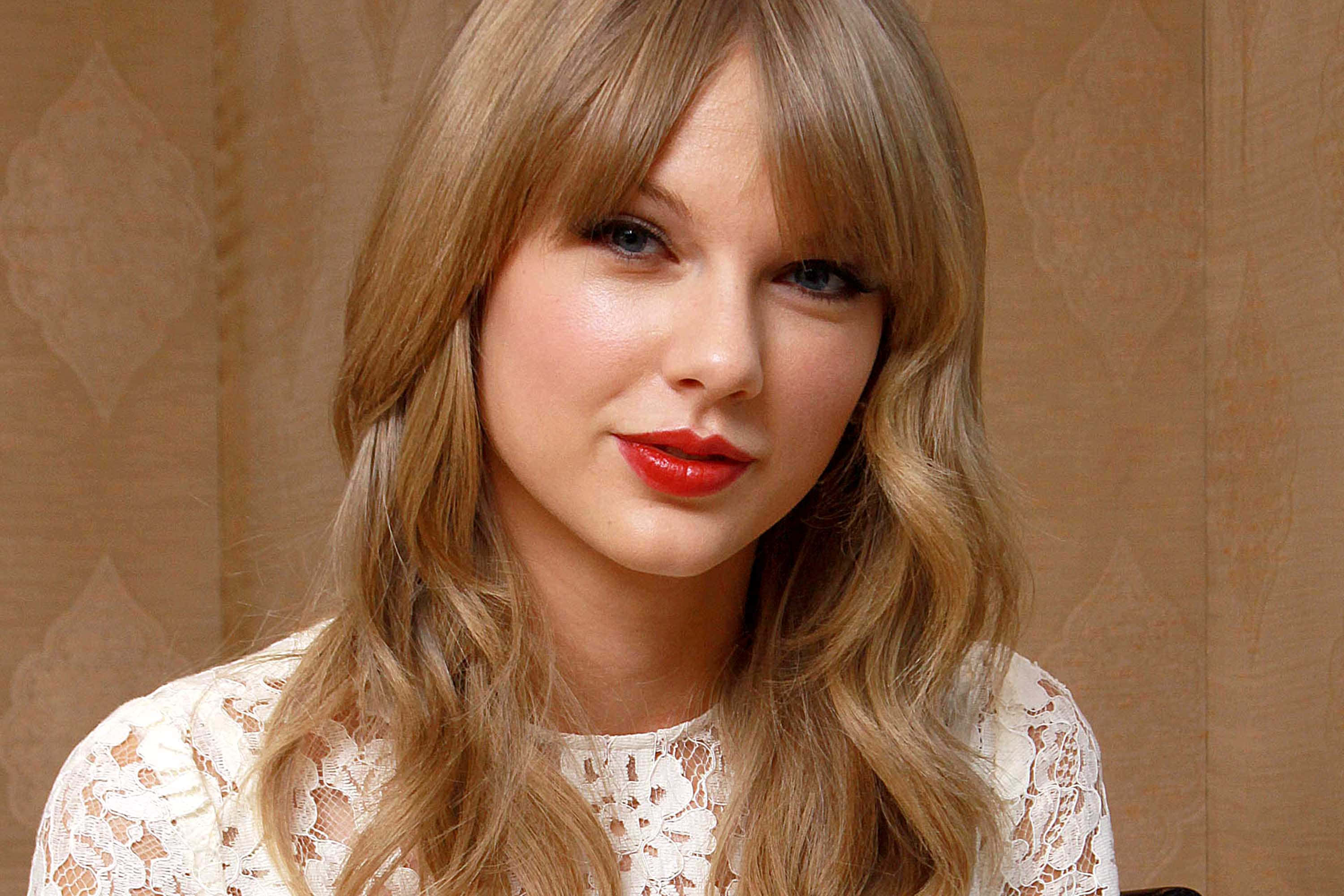 Drømme stort med Taylor Swift Bakgrunner