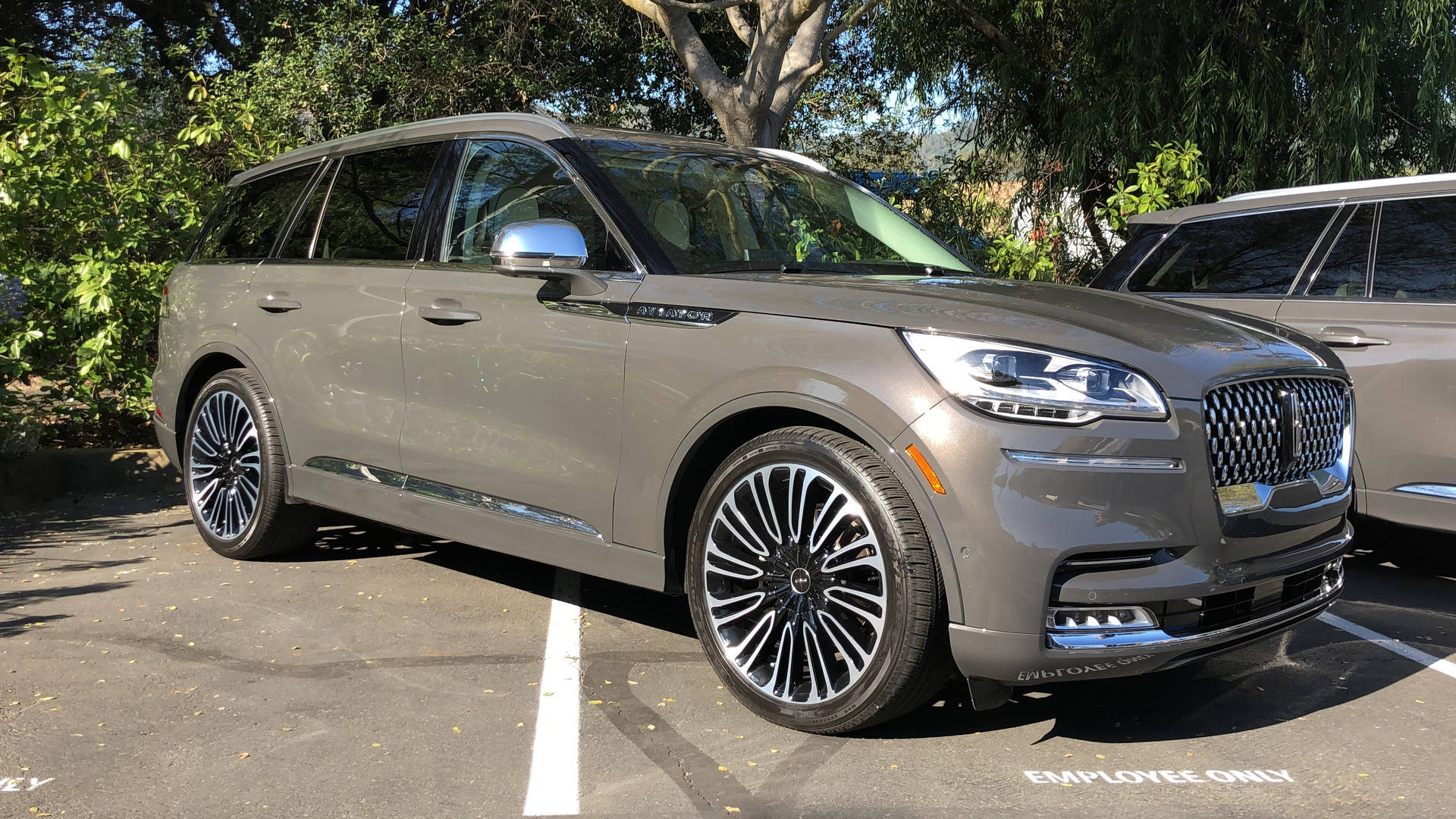 2020 Lincoln Aviator SUV — Kule biler GIF Bakgrunner
