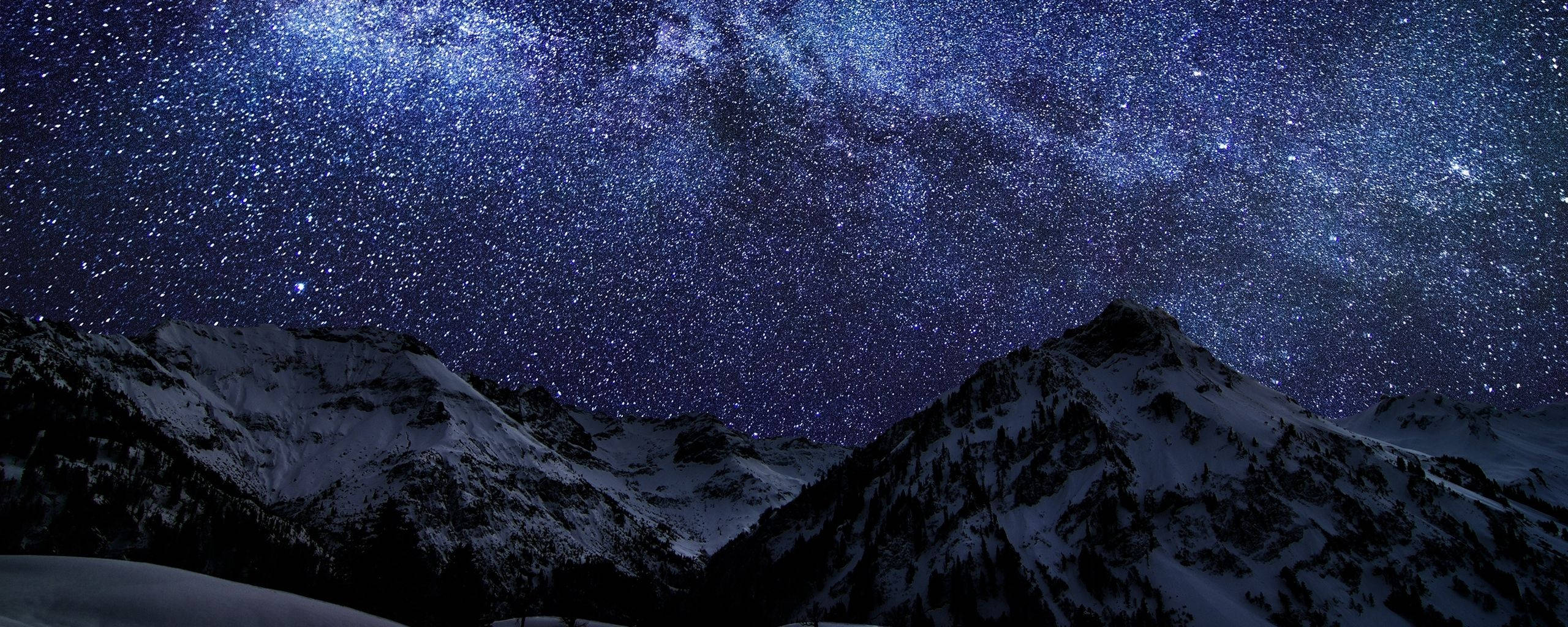 En levende natt i fjellene Bakgrunner