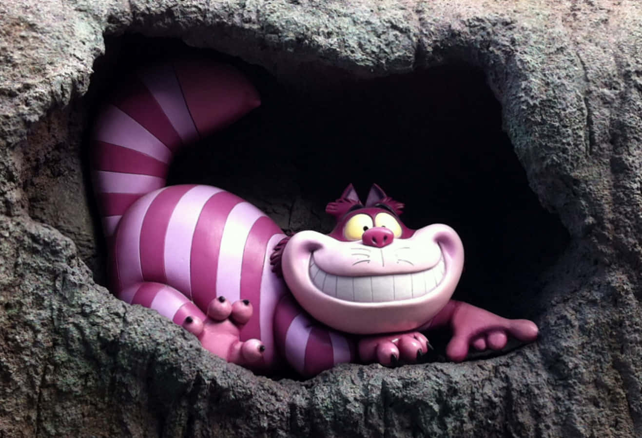 En nysgjerrig Cheshire Cat titter frem fra en levende, drømmeaktig verden. Bakgrunner