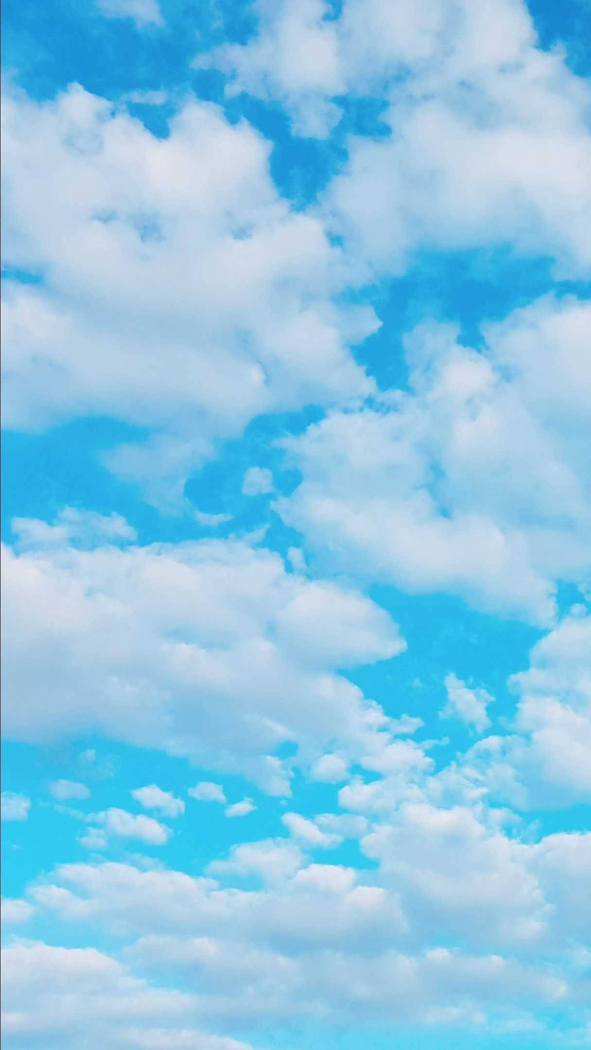 Enkel blå estetisk skyhimmel Bakgrunner