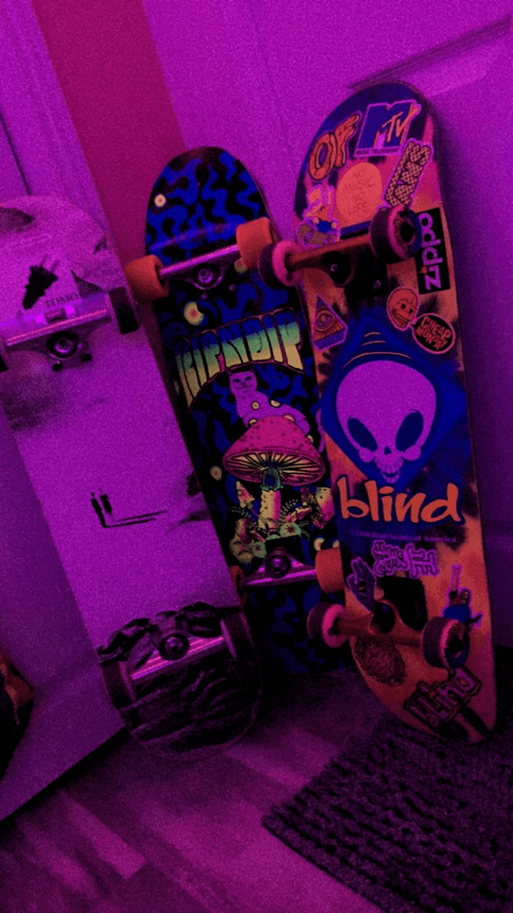 Estetisk skateboard lilla kunst Bakgrunner