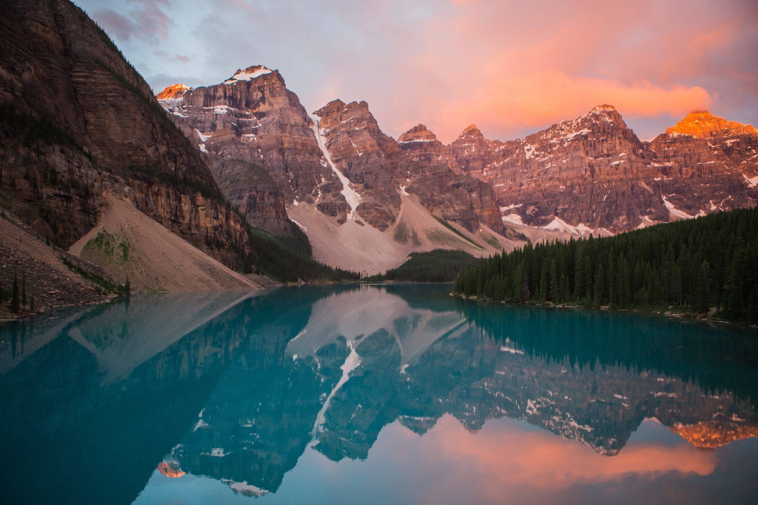Estetisk skrivebord Moraine Lake Bakgrunner