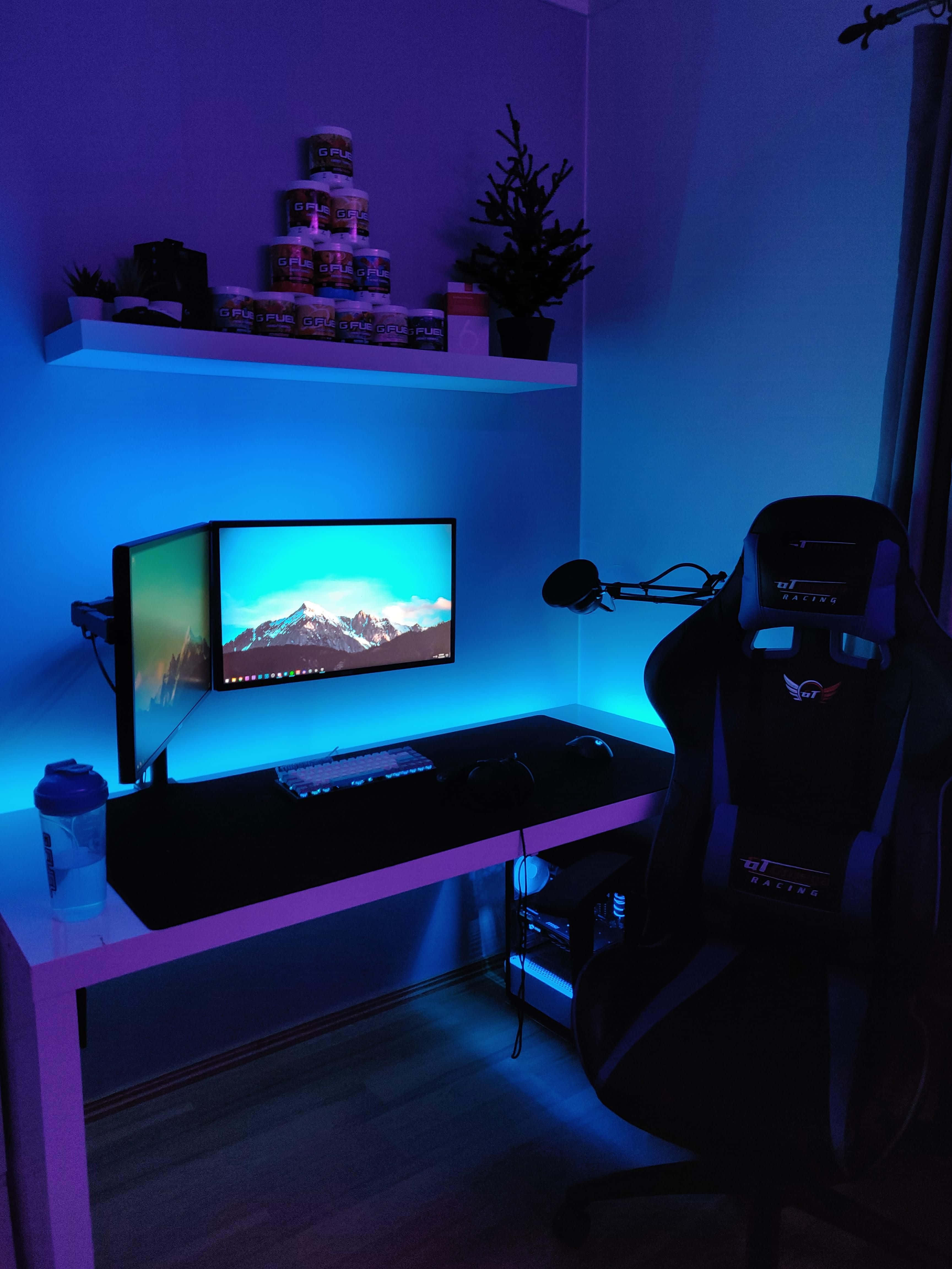 Et elegant og kraftig gaming-PC-oppsett klart for alle dine gamingbehov. Bakgrunner