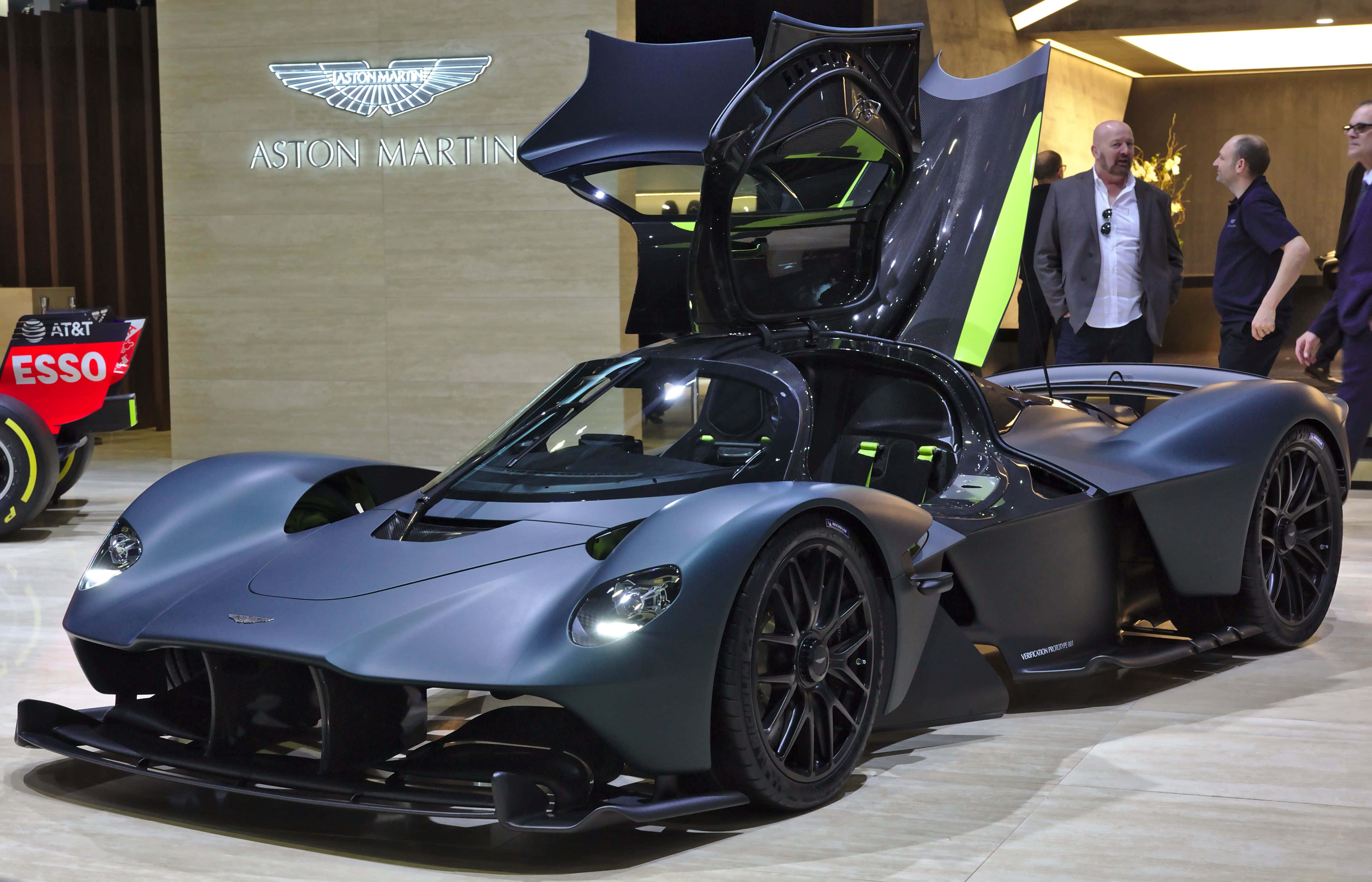 Fantastisk Aston Martin Valkyrie Hypercar i full prakt Bakgrunner