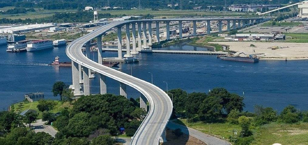 Fantastisk utsikt over South Norfolk Jordan Bridge, Chesapeake Bakgrunner