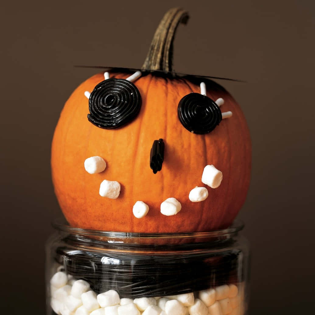 Feir Halloween med venner på den mest fortryllende måten Bakgrunner