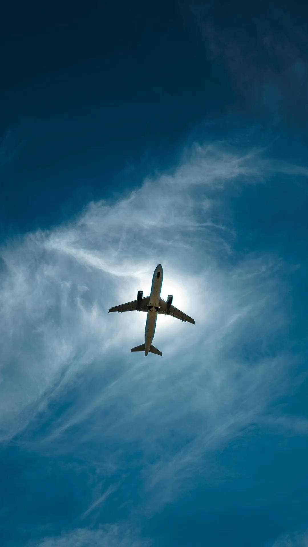 Fly med disig blå himmel Bakgrunner