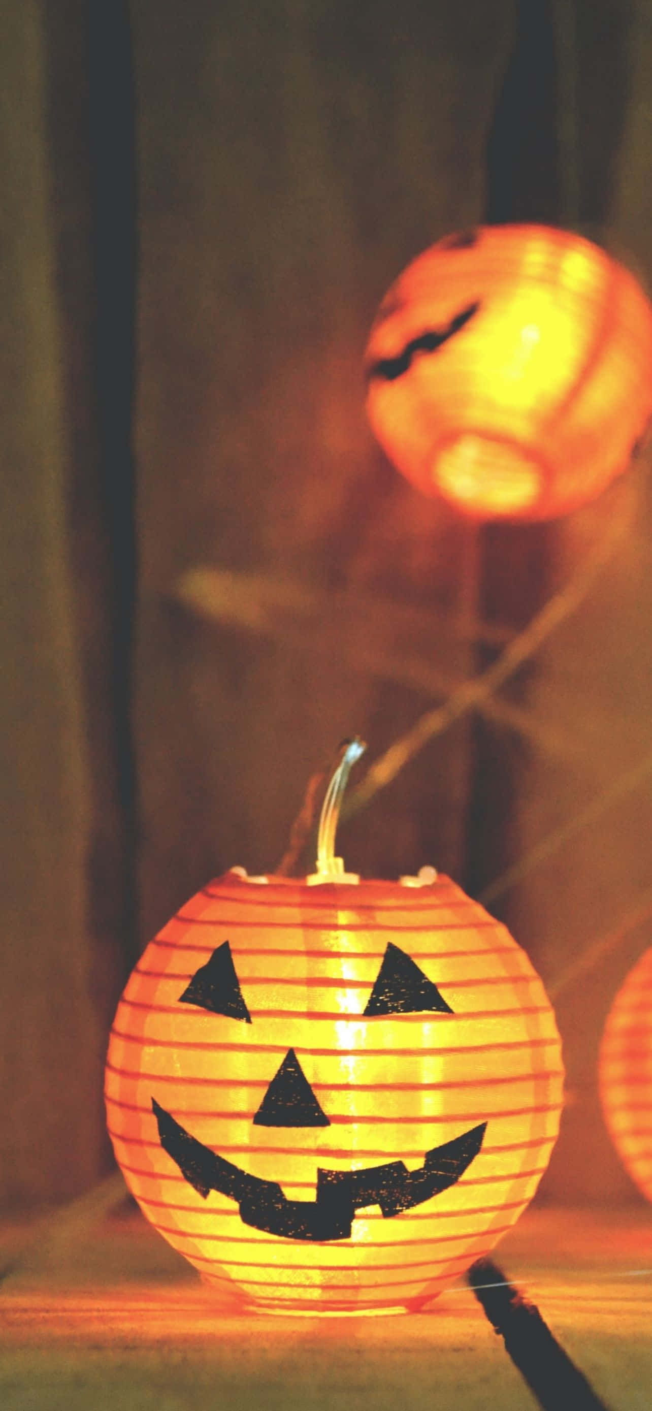 Gjør deg klar for Halloween med en iPhone Bakgrunner