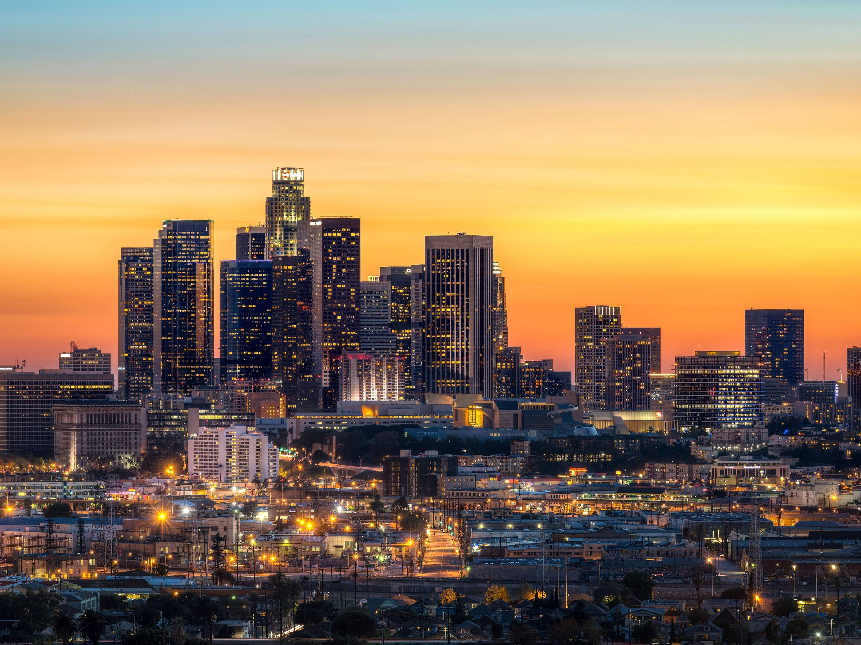 Gul oransje solnedgang over Los Angeles Bakgrunner