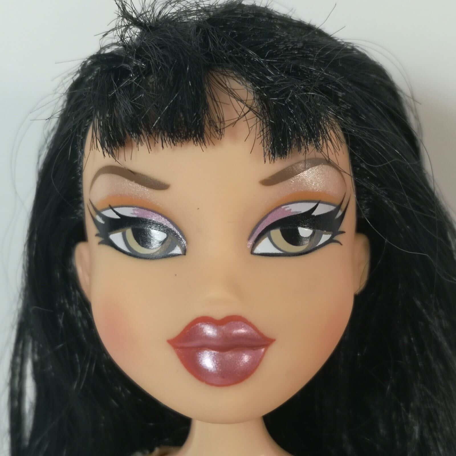 Ha det gøy med vennene dine mens du viser din personlige stil med Bratz Aesthetic! Bakgrunner