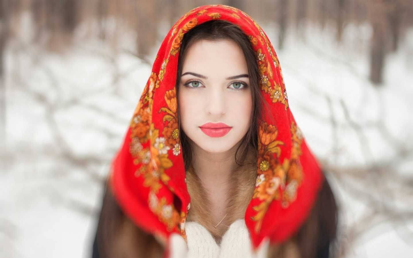 Hijab-jente i snø Bakgrunner