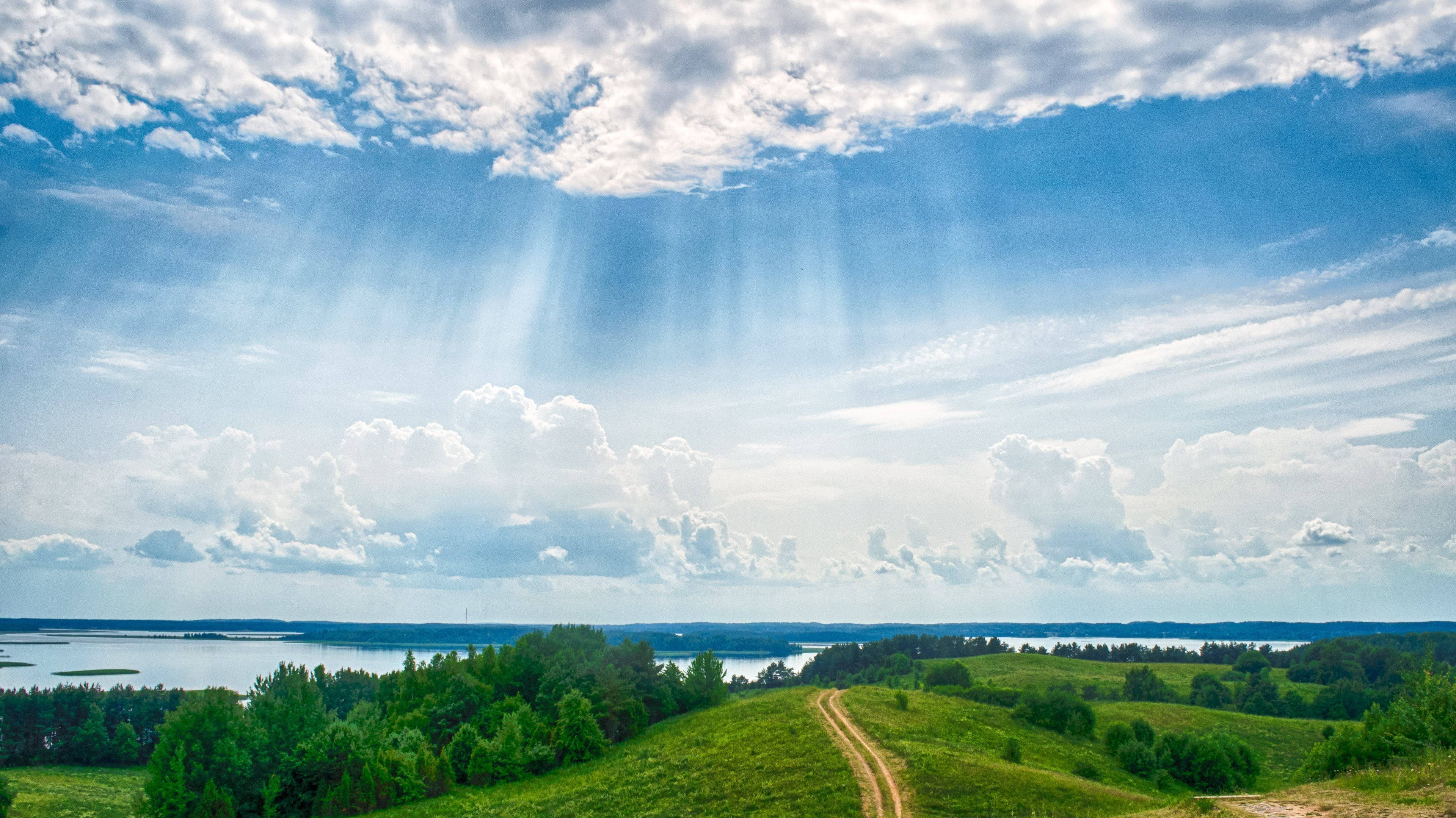 Himmelklar over Belarus Bakgrunner