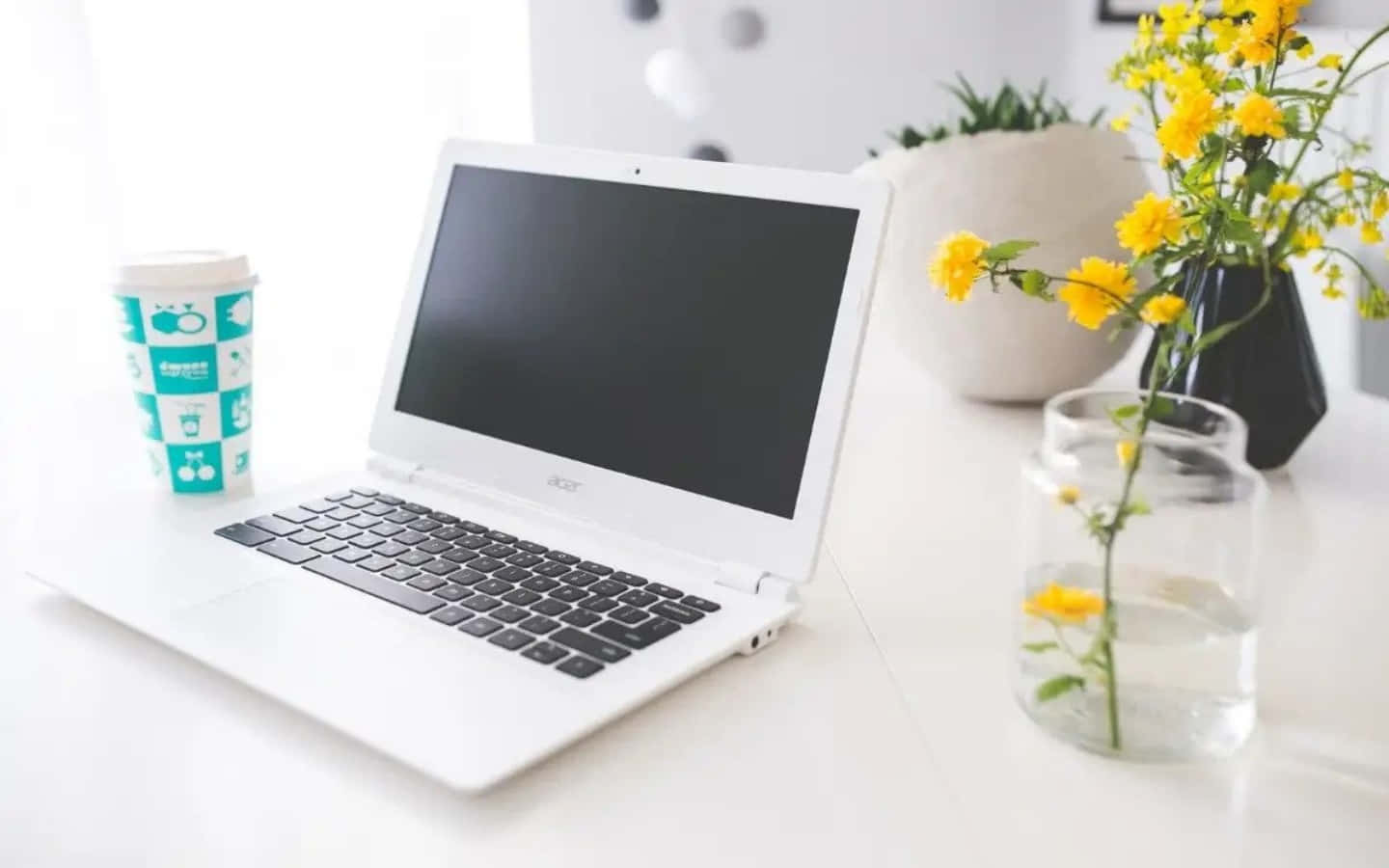 Hold arbeidet produktivt og organisert med en Chromebook Bakgrunner