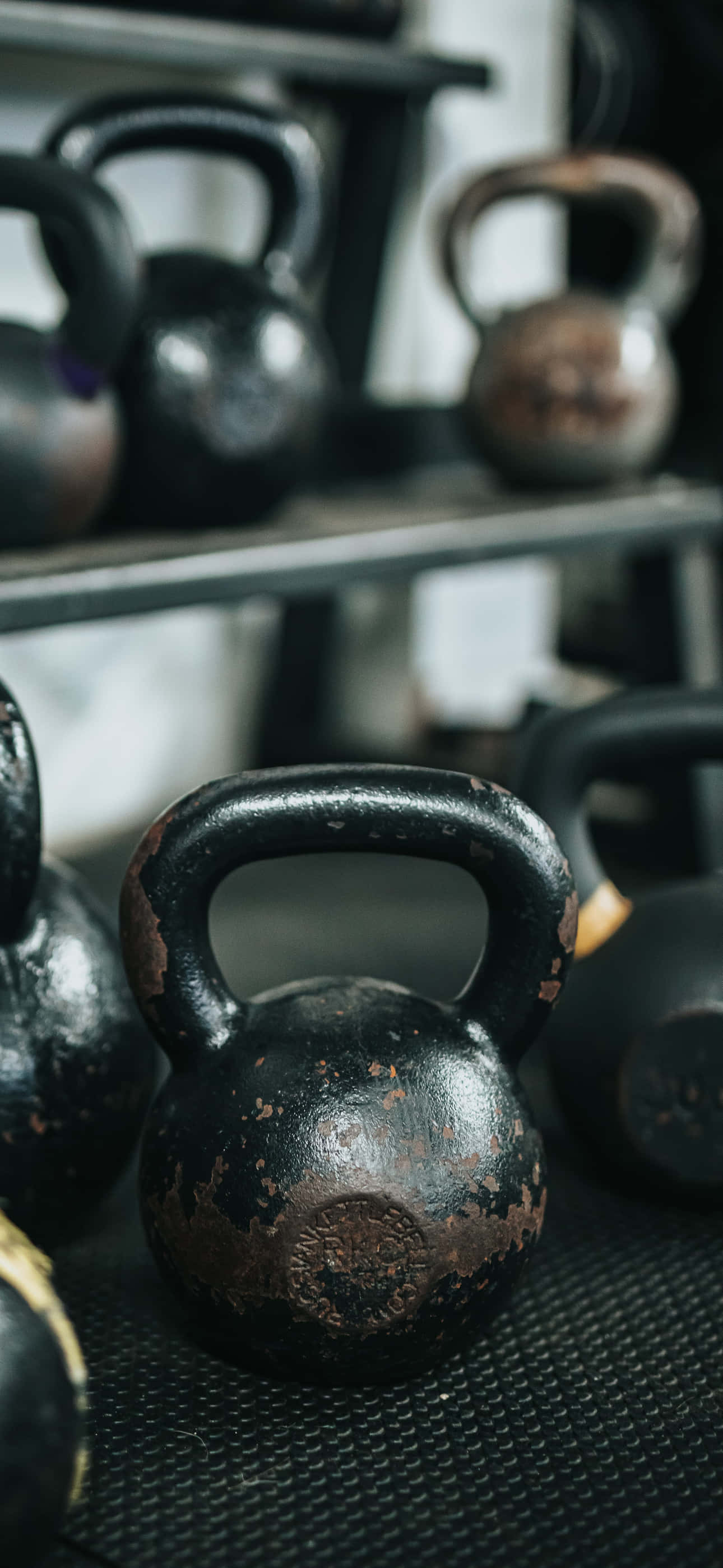 Hold motivasjonen høy og spor alltid fremgangen din med Gym iPhone Bakgrunner