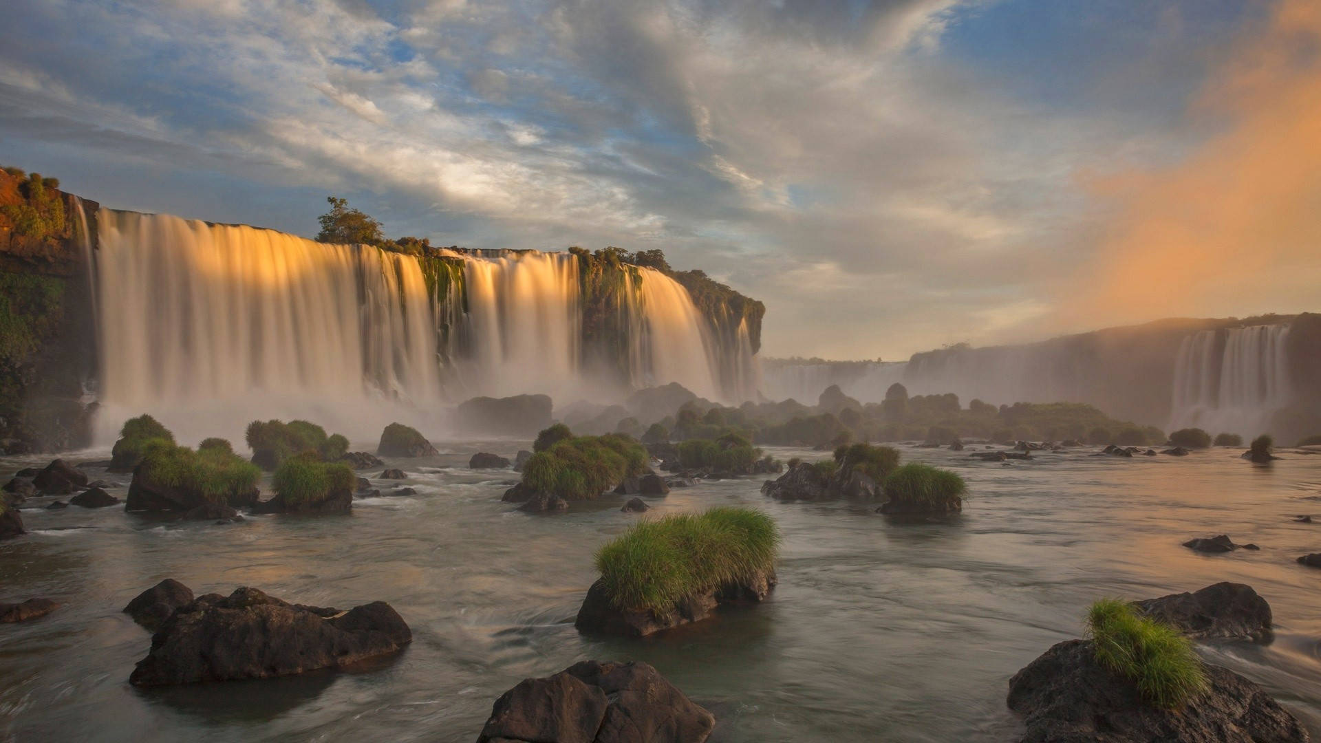 Iguazú-fossen i Argentina Bakgrunner