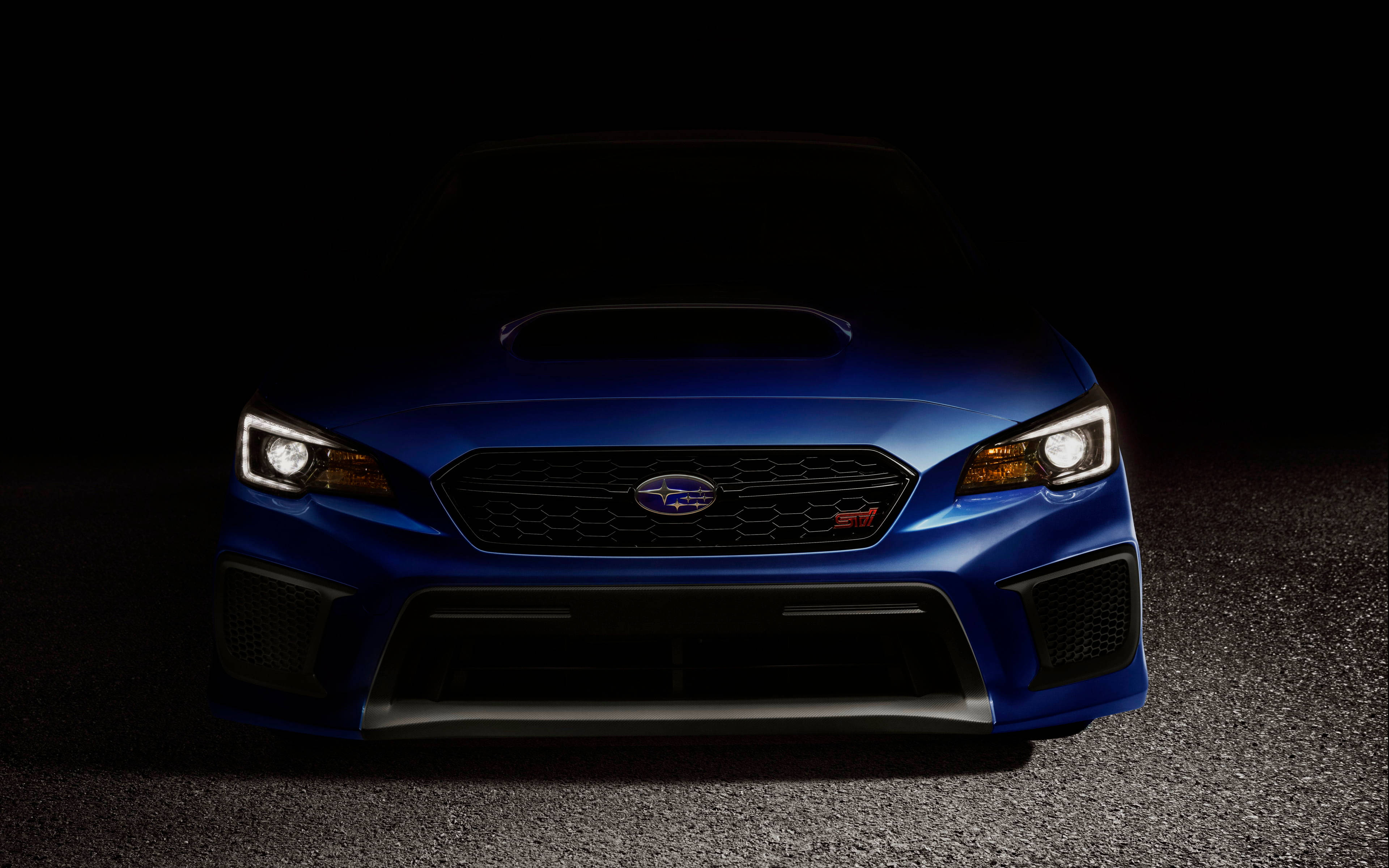 Imponerende 4K-bilde av Subaru WRX STI i bevegelse Bakgrunner