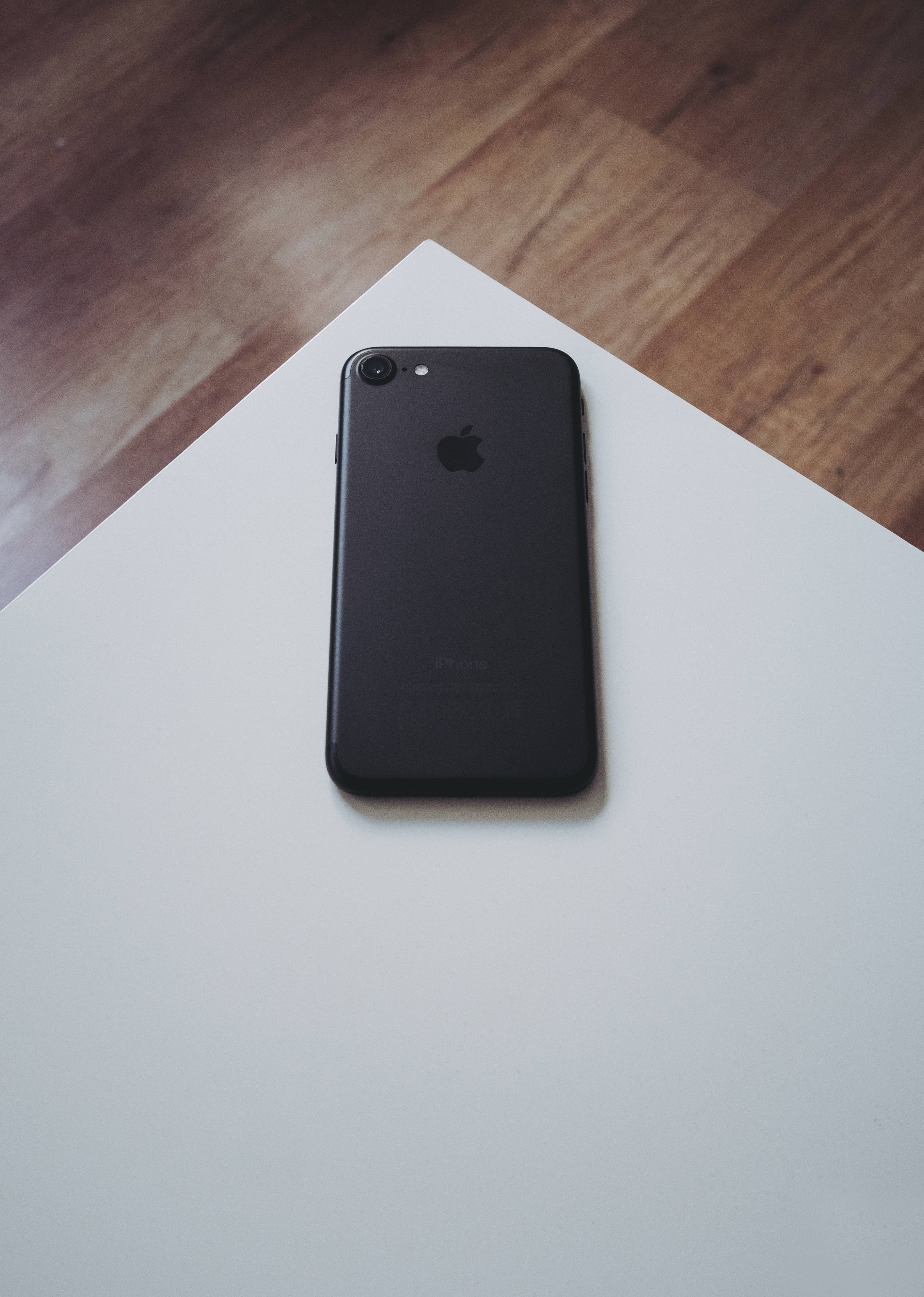 iPhone 8 Hvit Overflate Bakgrunner
