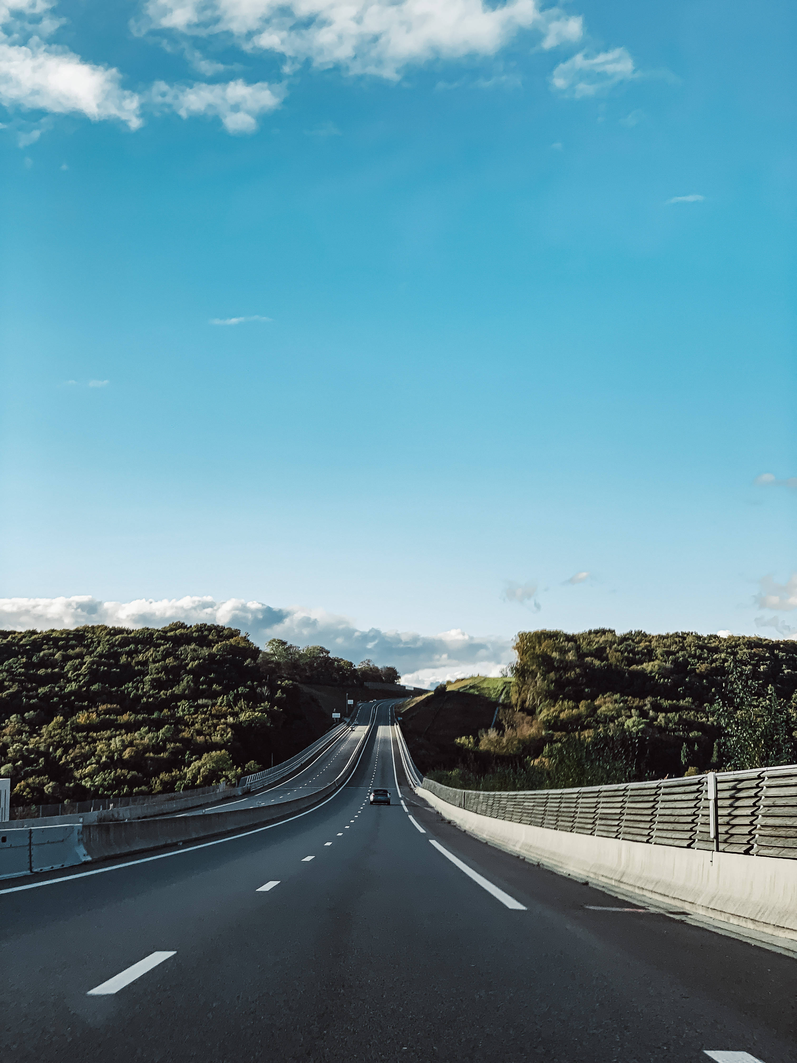 iPhone Xs Max motorveibilde Bakgrunner