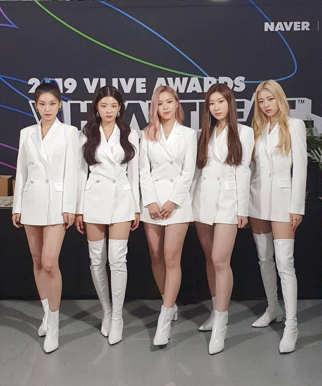 ITZY Vlive Awards 2019 Bakgrunner