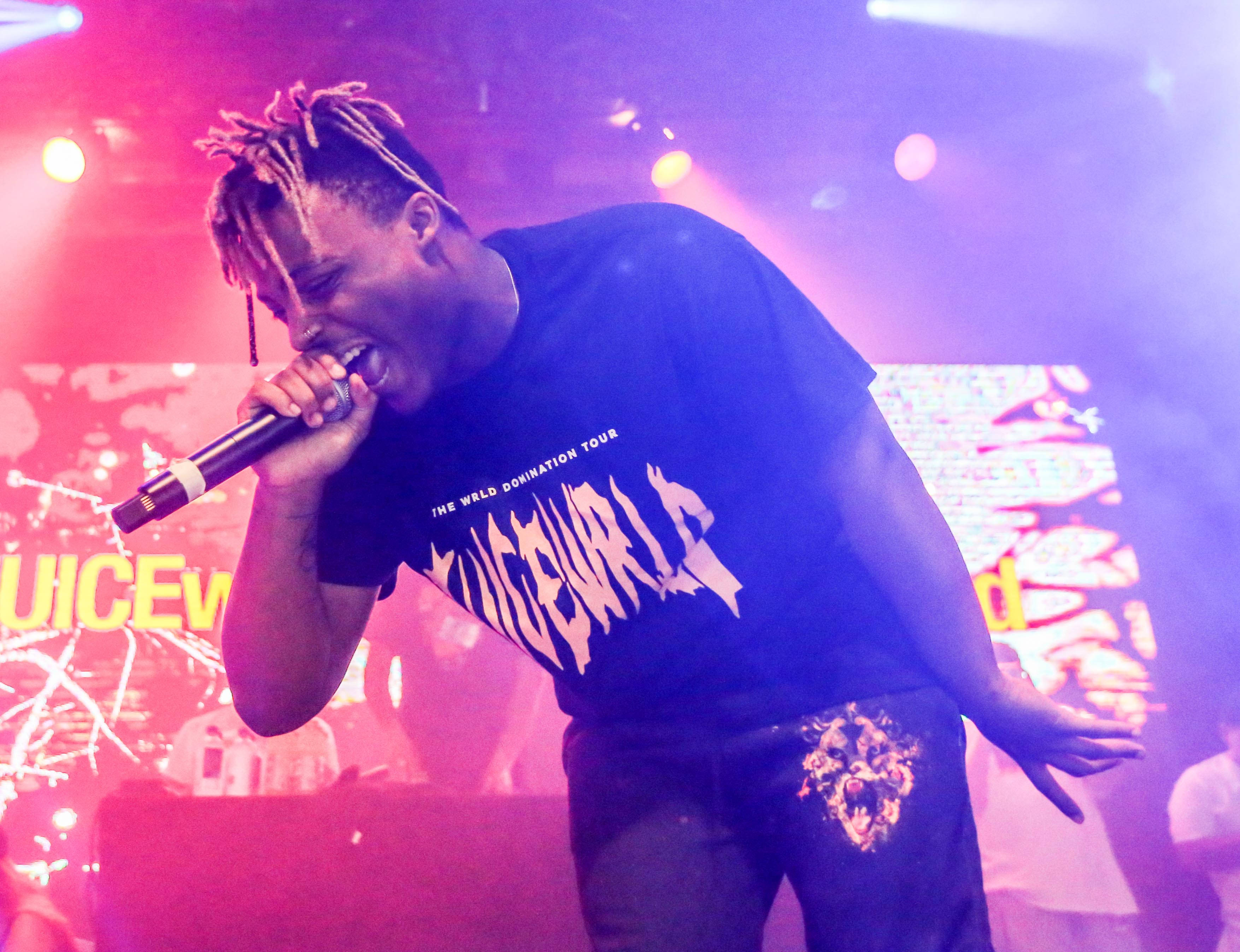 Juice Wrld på scenen 4K Bakgrunner