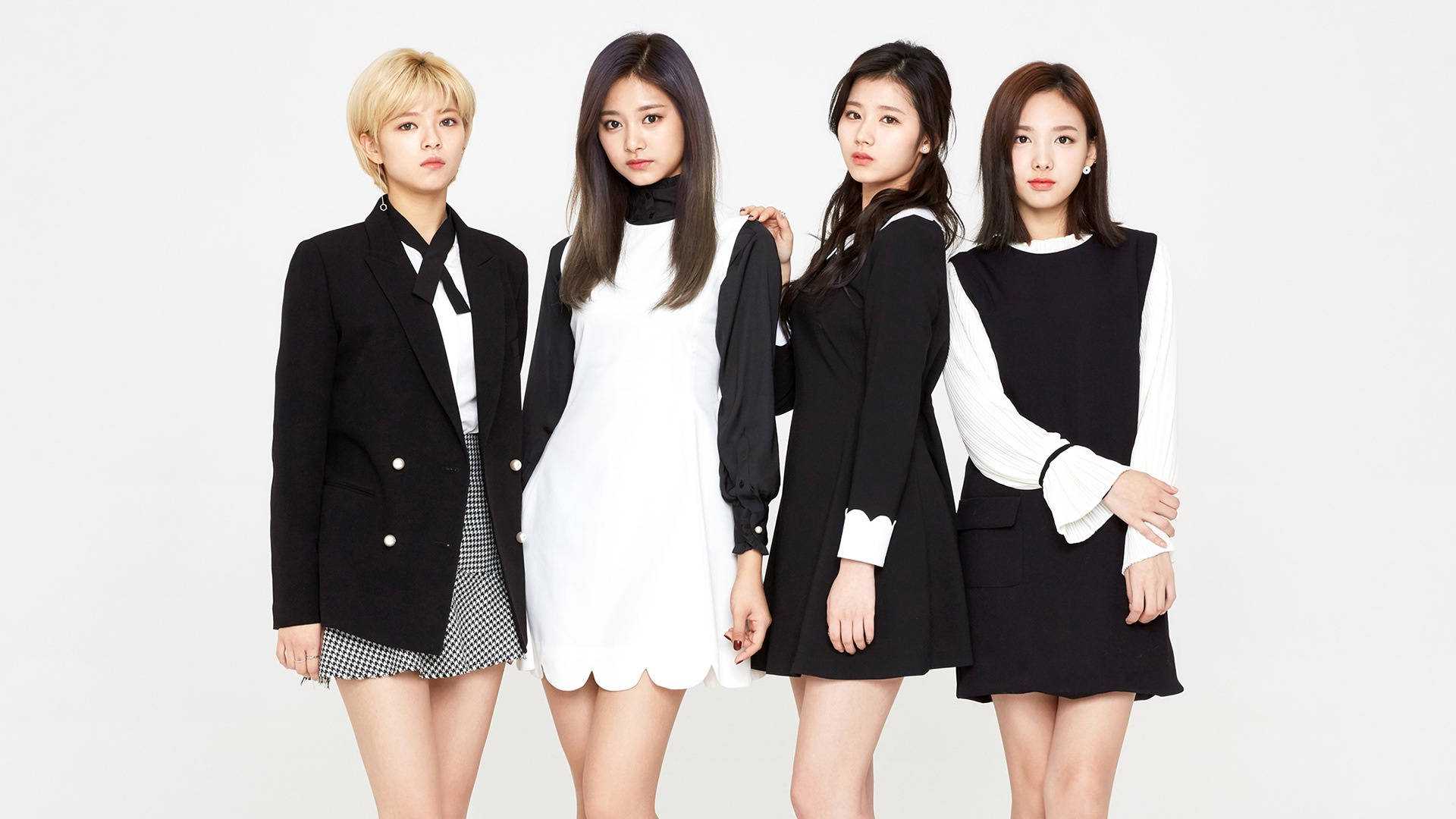 JYP sin K-pop jentegruppe Twice Bakgrunner