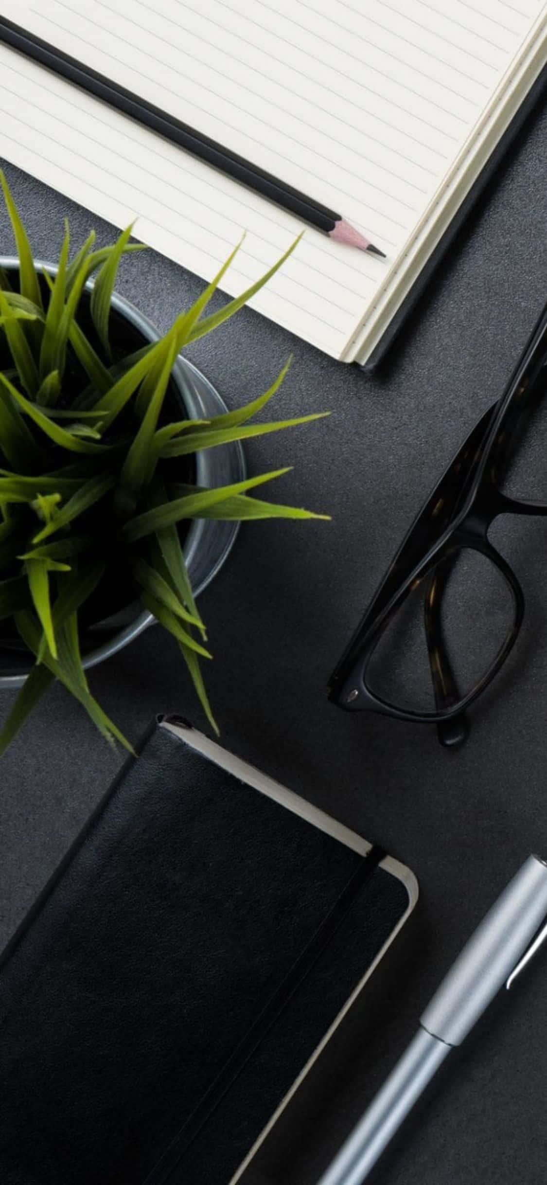 Øk arbeidsproduktiviteten din med iPhone Xs-skrivebordet Bakgrunner
