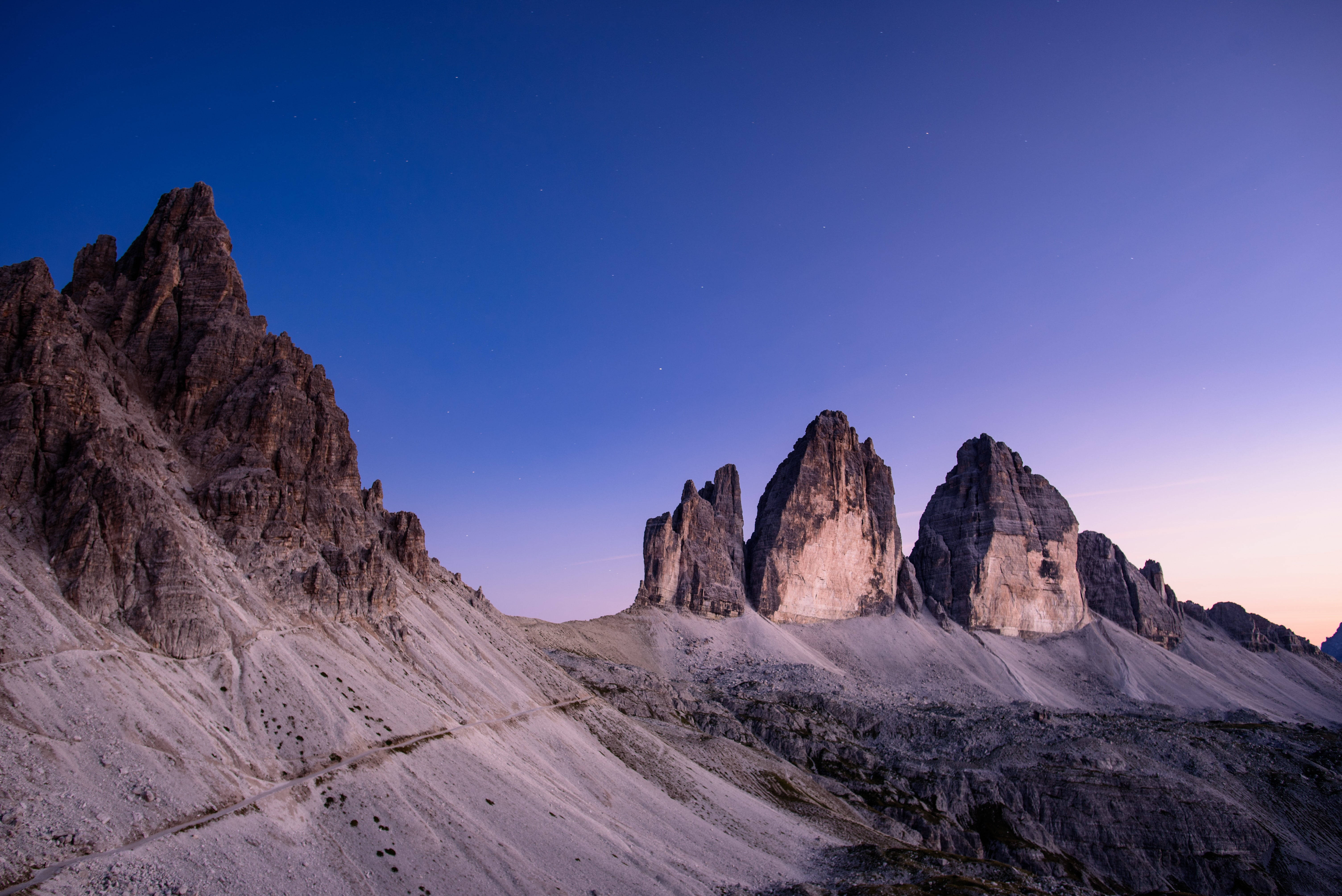 Klar himmel Dolomittene Bakgrunner