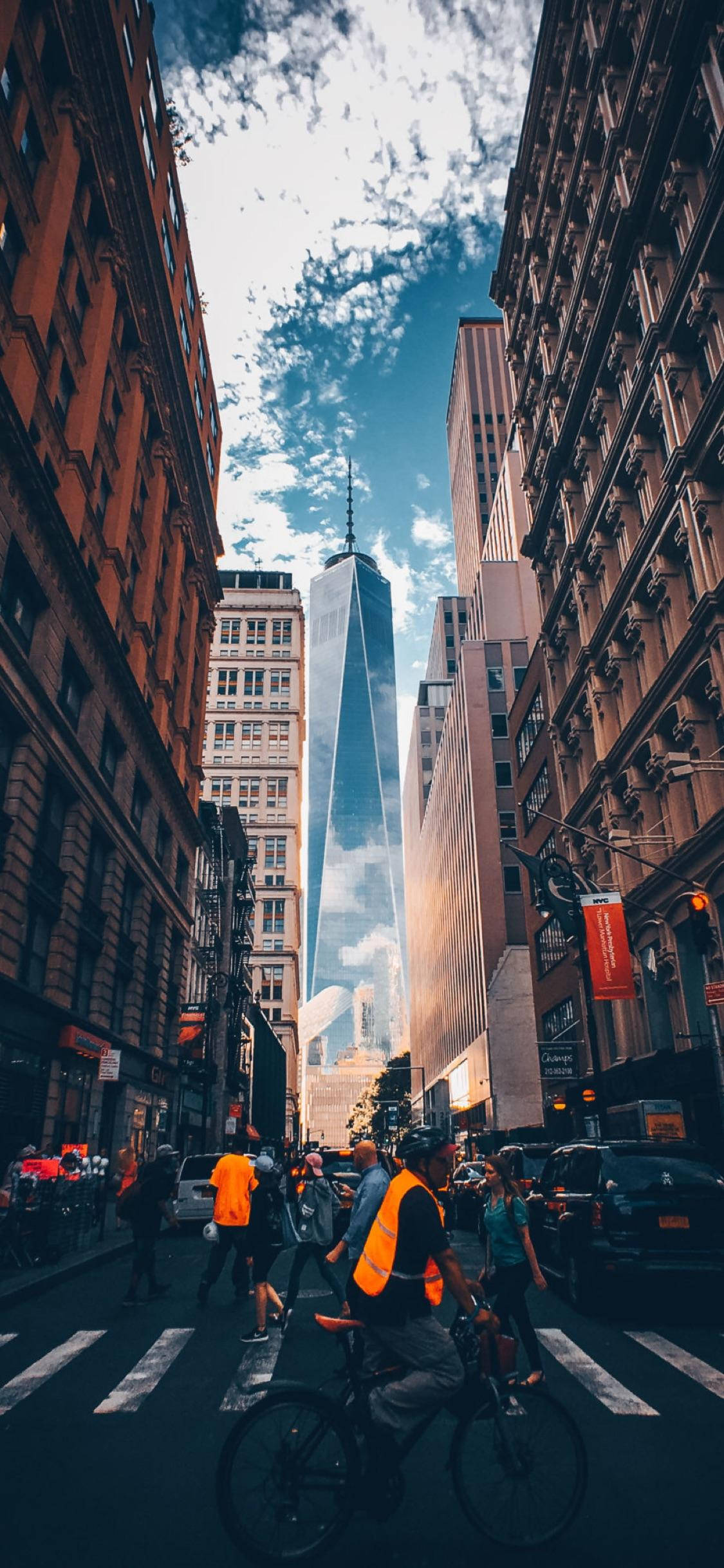 Krysser de travle gatene i New York iPhone Bakgrunner