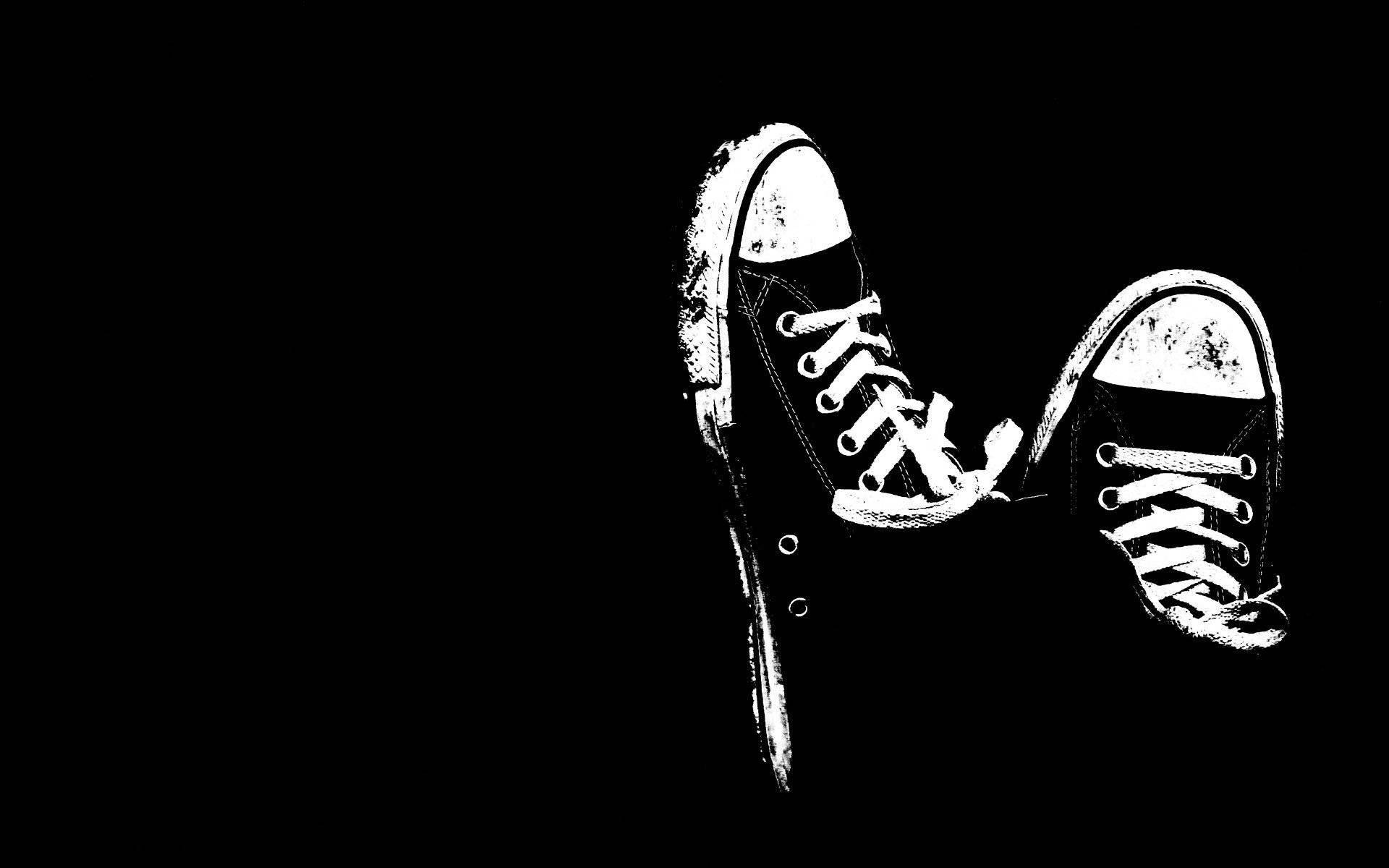 Kule svarte Converse-sko Bakgrunner