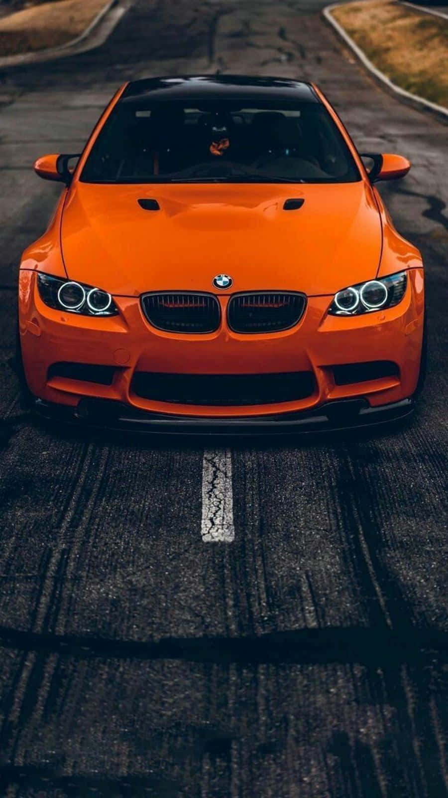 Kult oransje BMW Bakgrunner