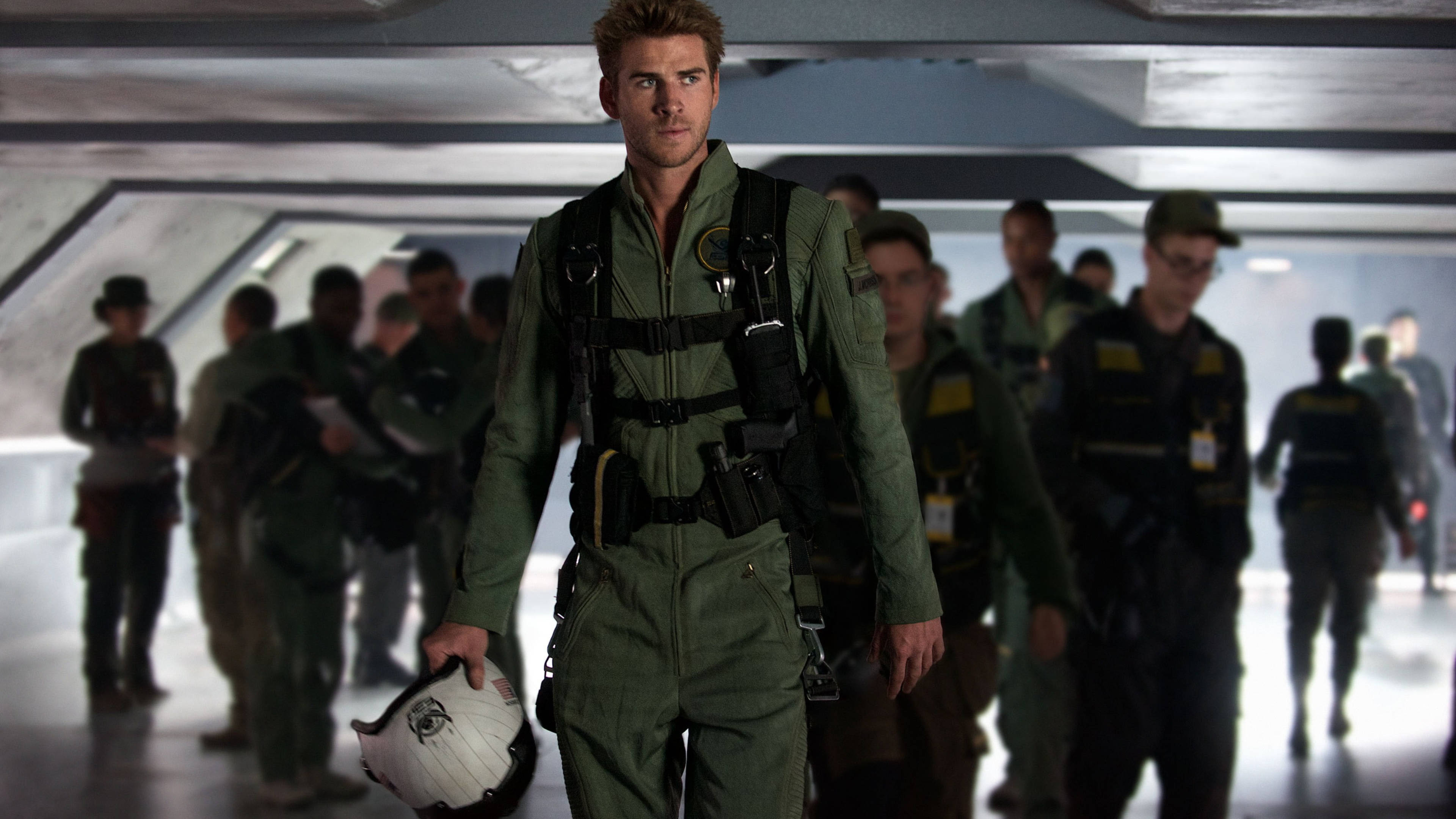 Liam Hemsworth Independence Day Bakgrunner