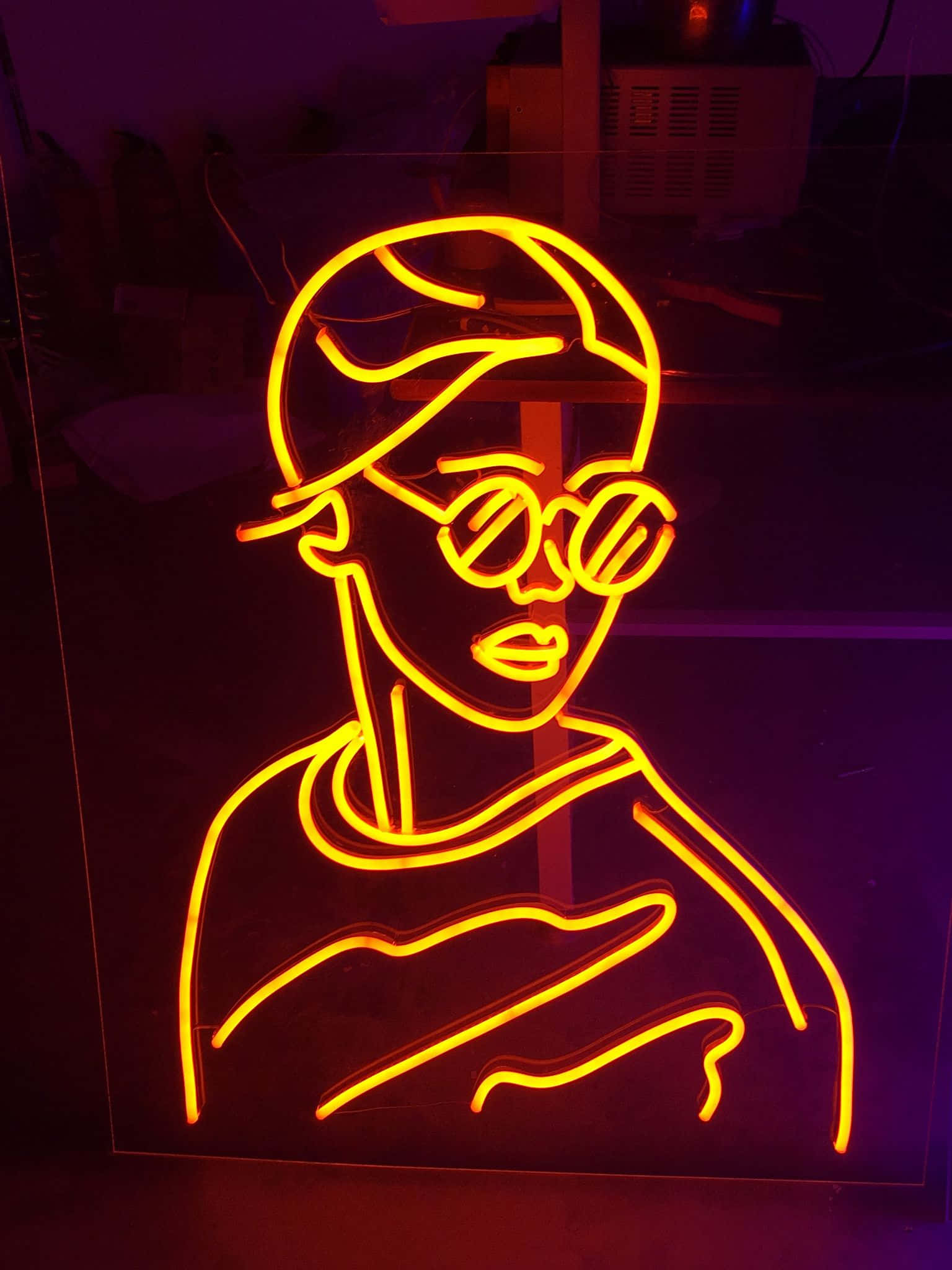 "Lys opp natten med en neonsstetikk!" Bakgrunner