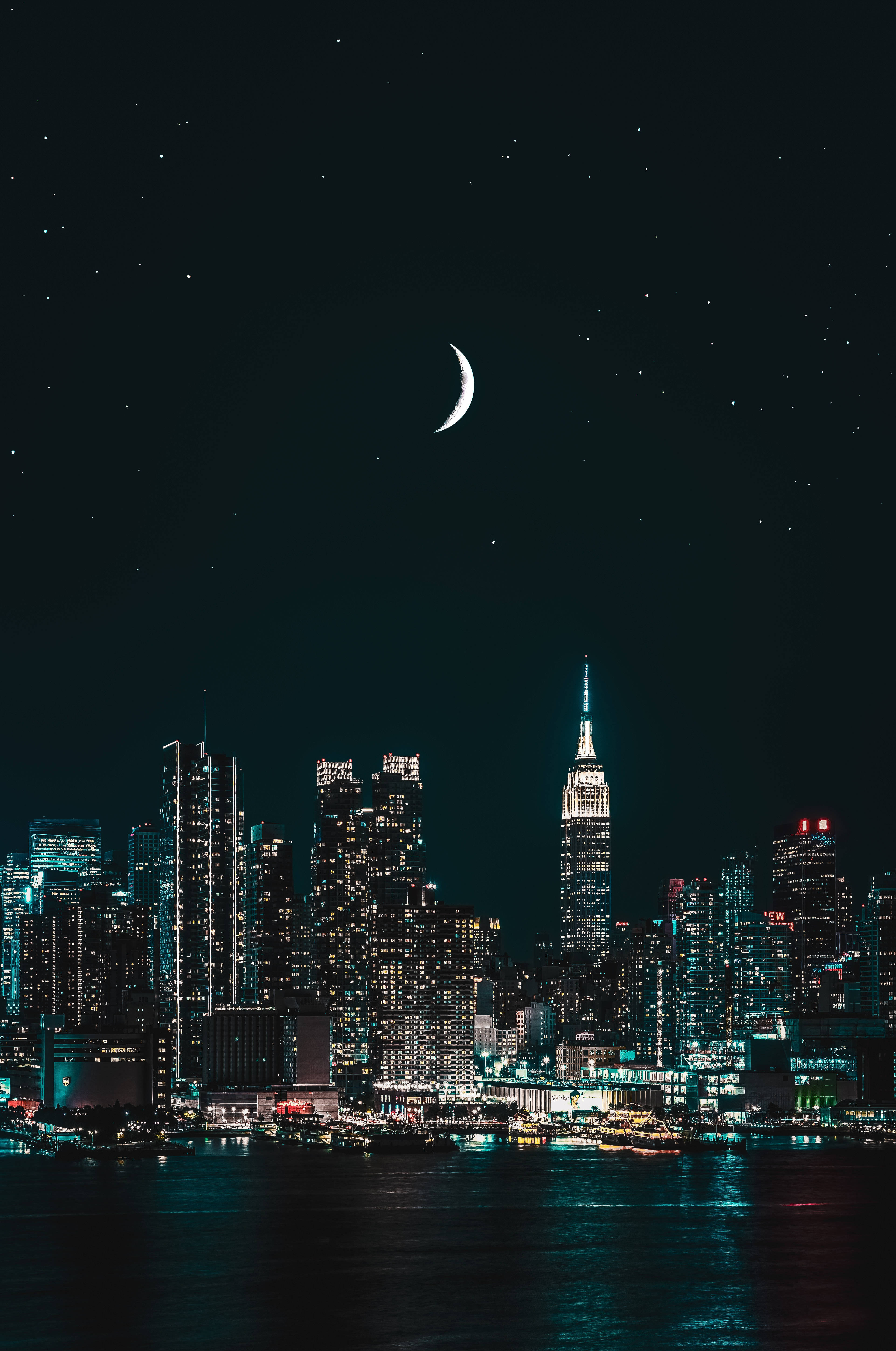 Måne Og New York Natt iPhone Bakgrunner